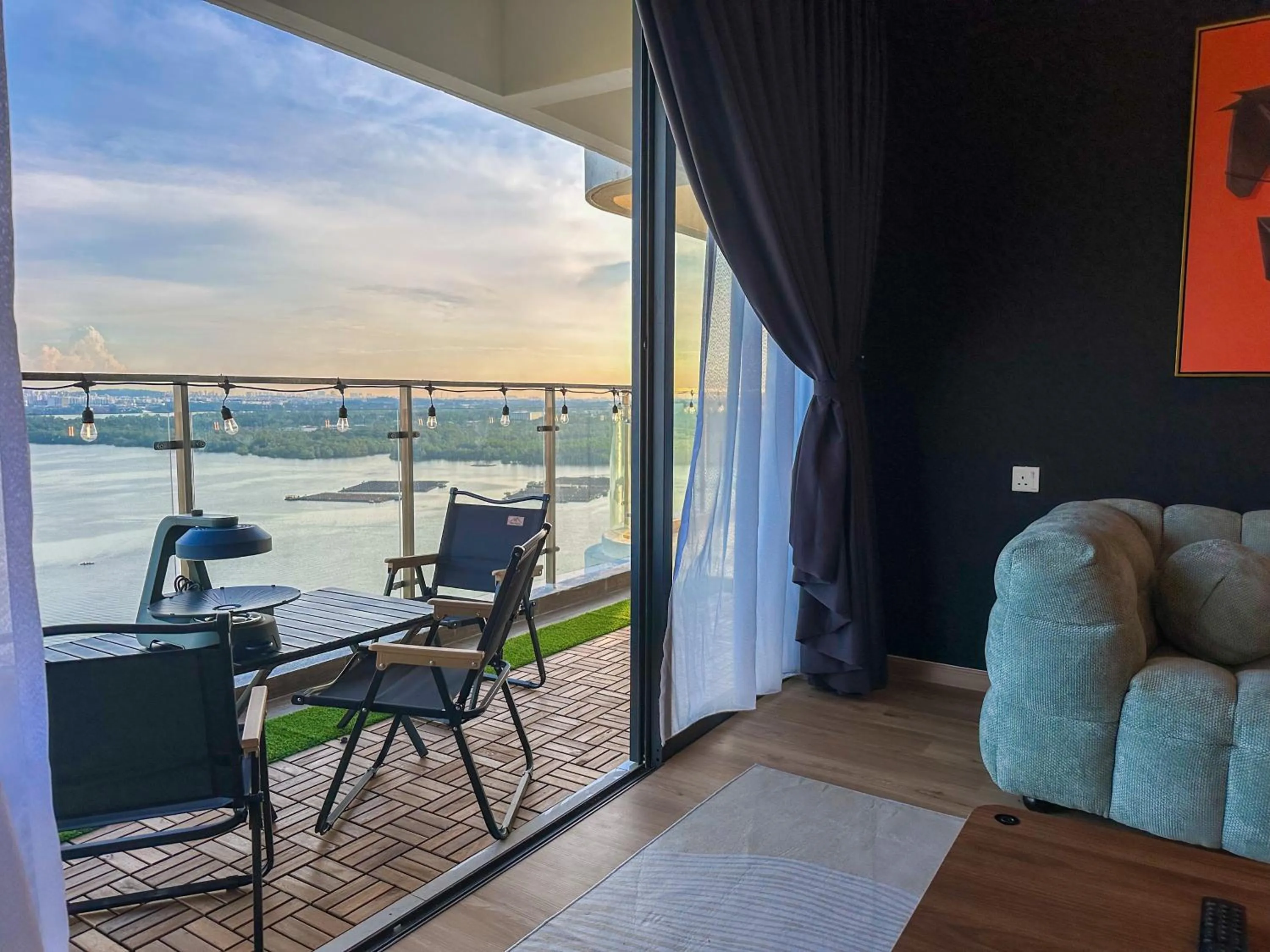 Balcony/Terrace in Country Garden Seaview Suite by Nest Home at Danga Bay