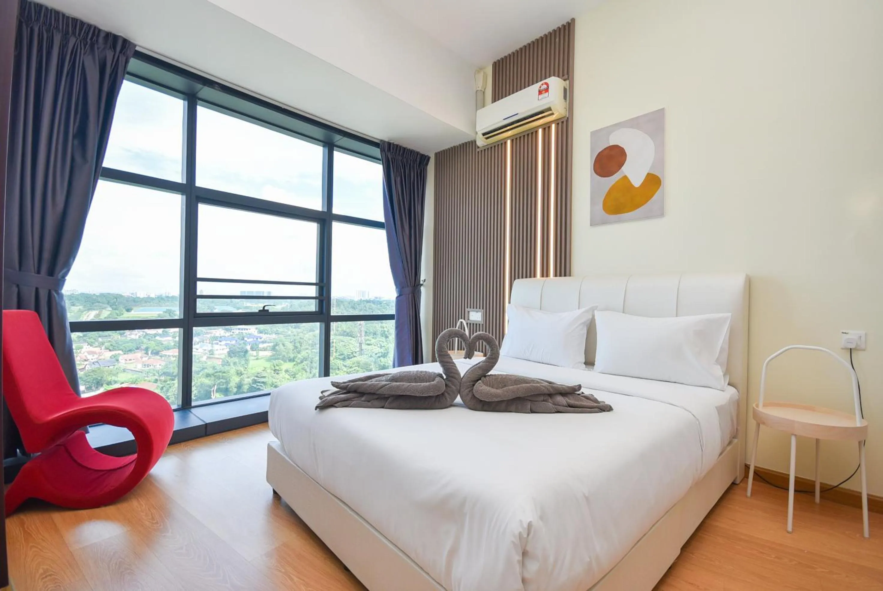 Bedroom, Bed in Country Garden Seaview Suite by Nest Home at Danga Bay