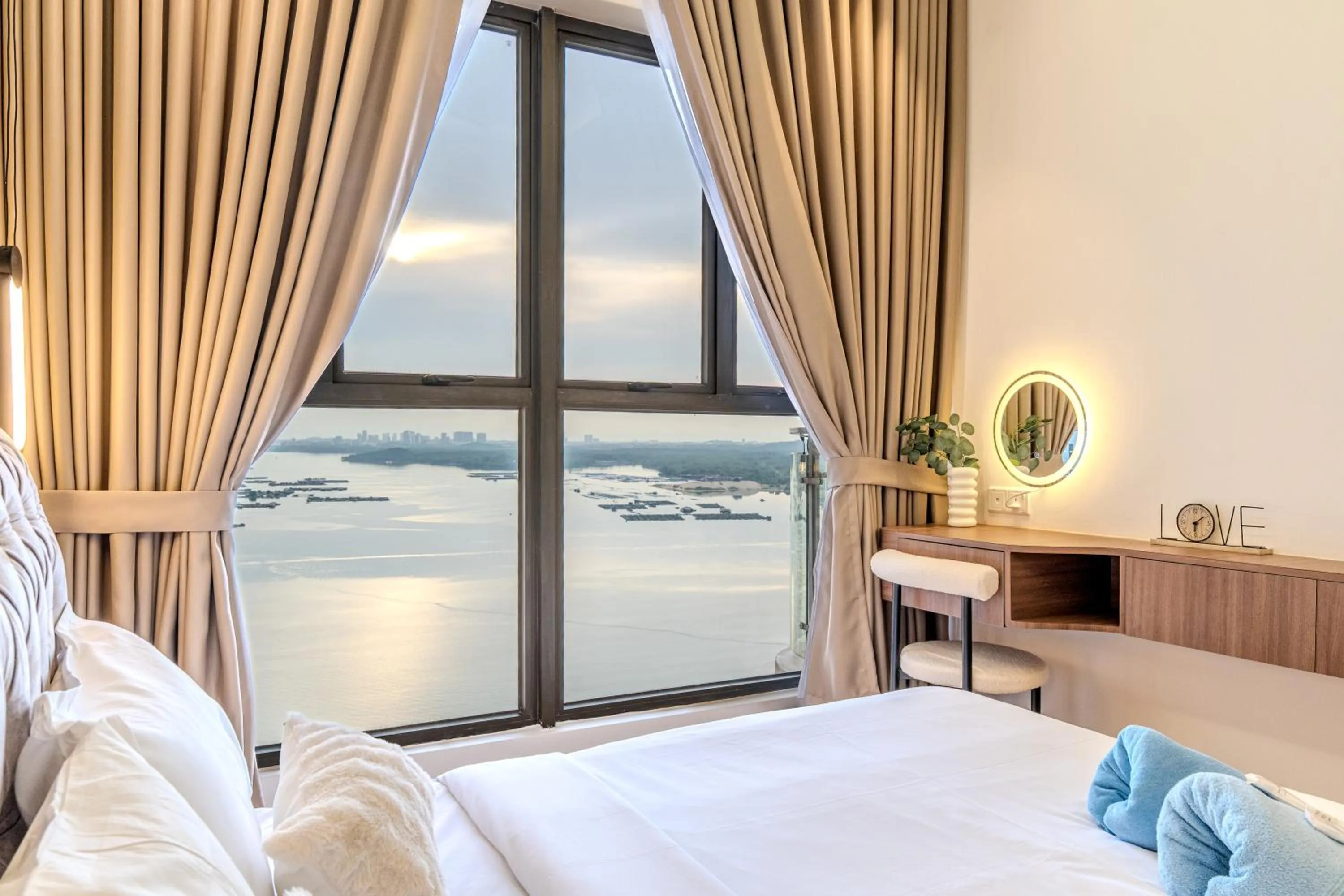 Bed in Country Garden Seaview Suite by Nest Home at Danga Bay