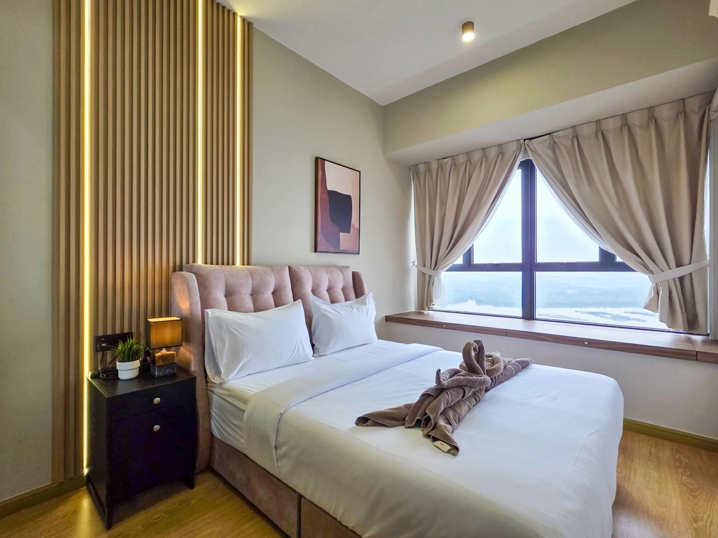 Bed in Country Garden Seaview Suite by Nest Home at Danga Bay