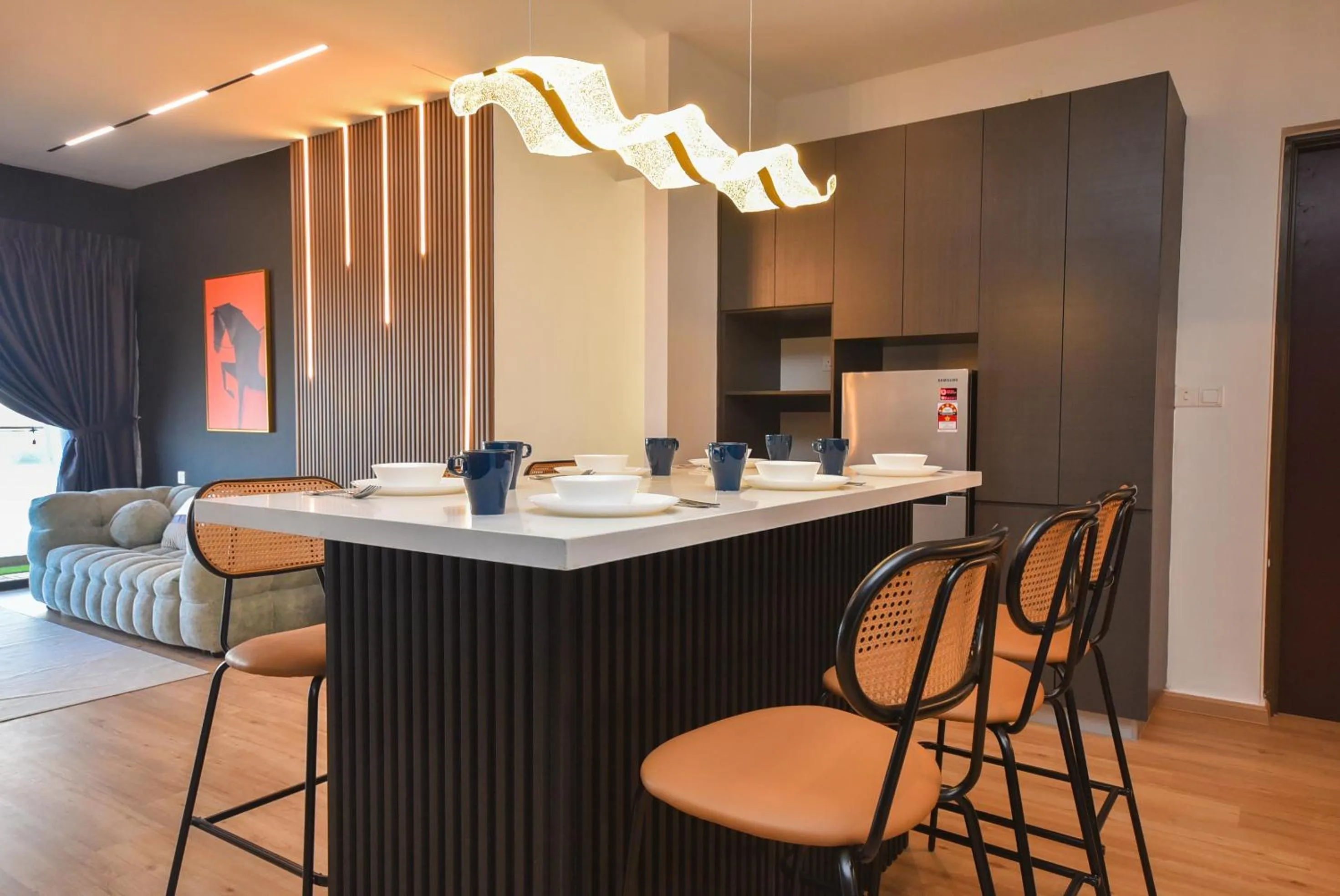 Dining area in Country Garden Seaview Suite by Nest Home at Danga Bay