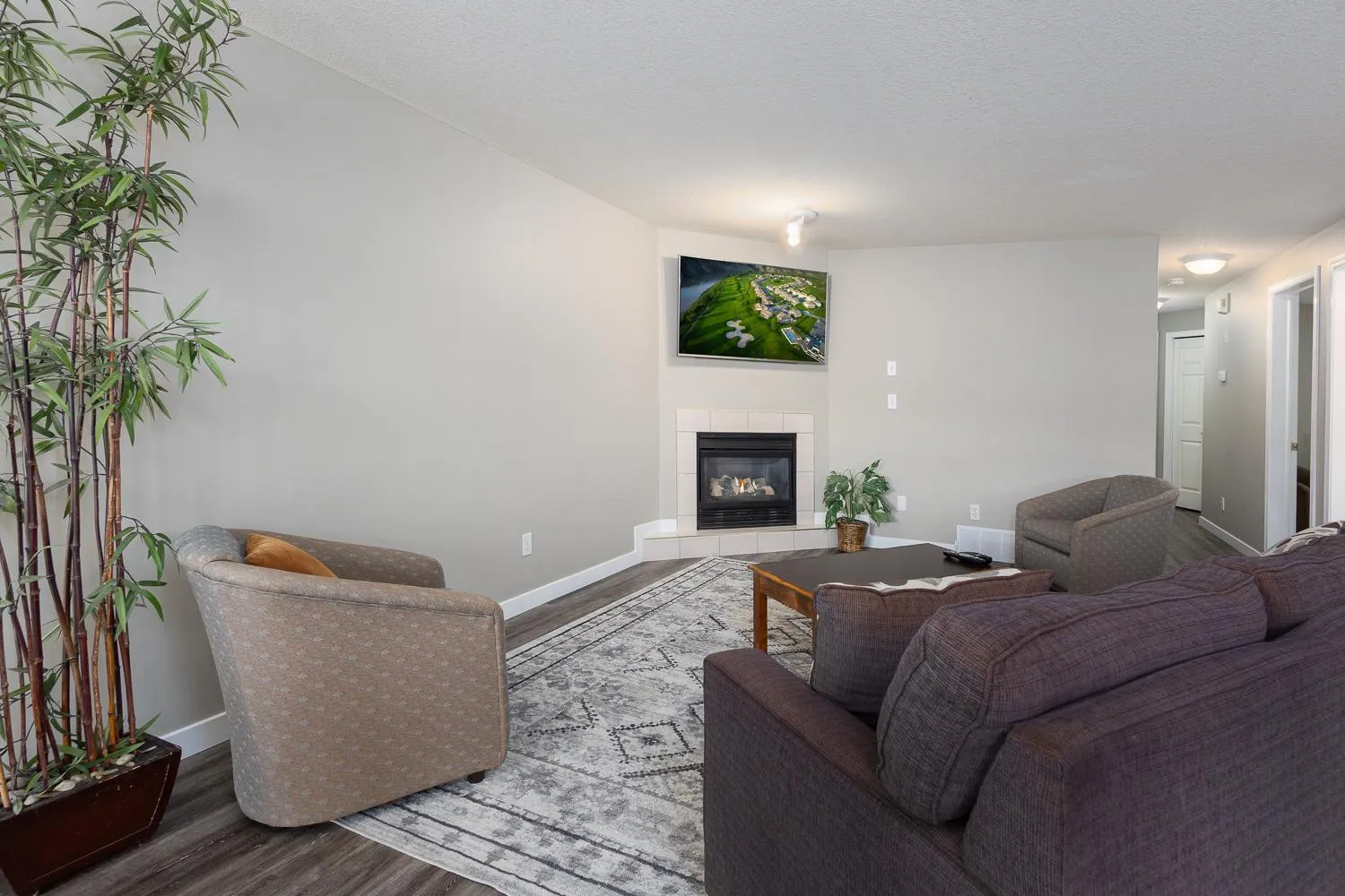 Property building in Paradise Canyon Golf Resort - Signature Walkout Condo 380