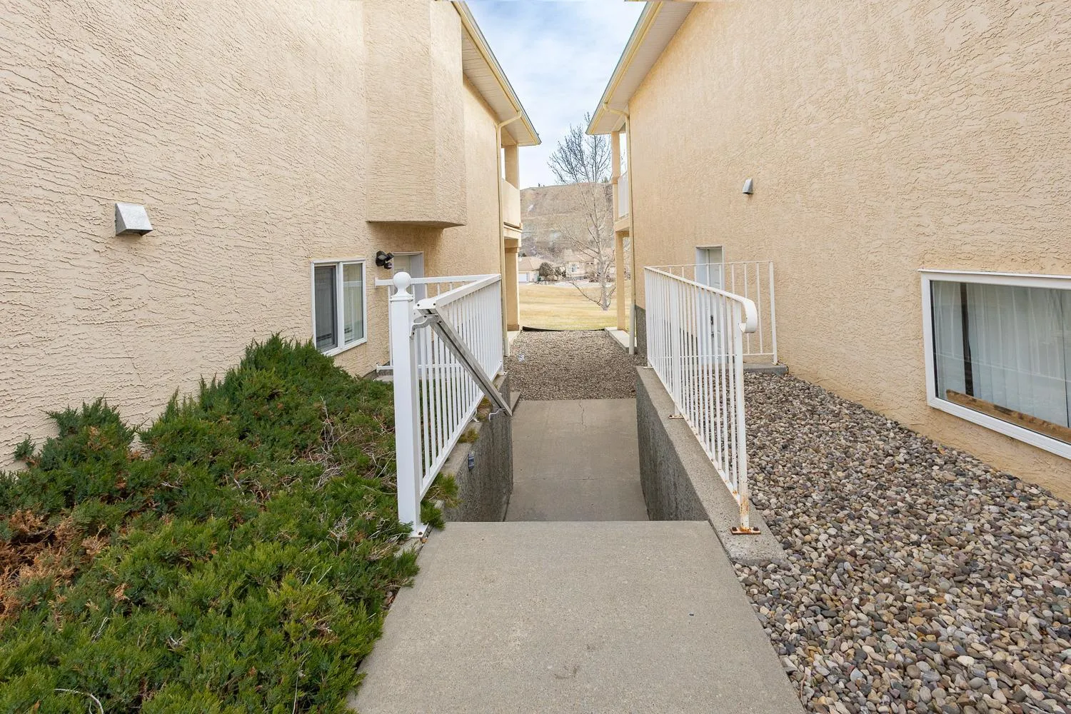 Property building in Paradise Canyon Golf Resort - Signature Walkout Condo 380