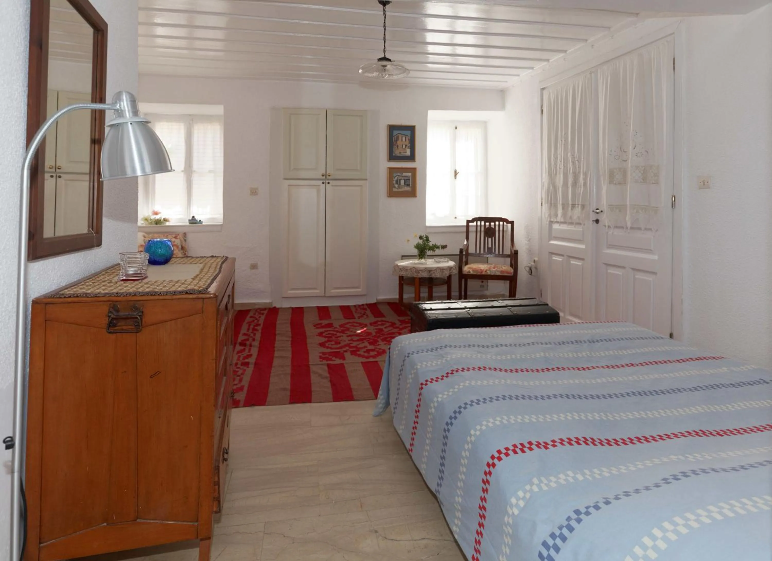 Bed in To Spitaki Apartments