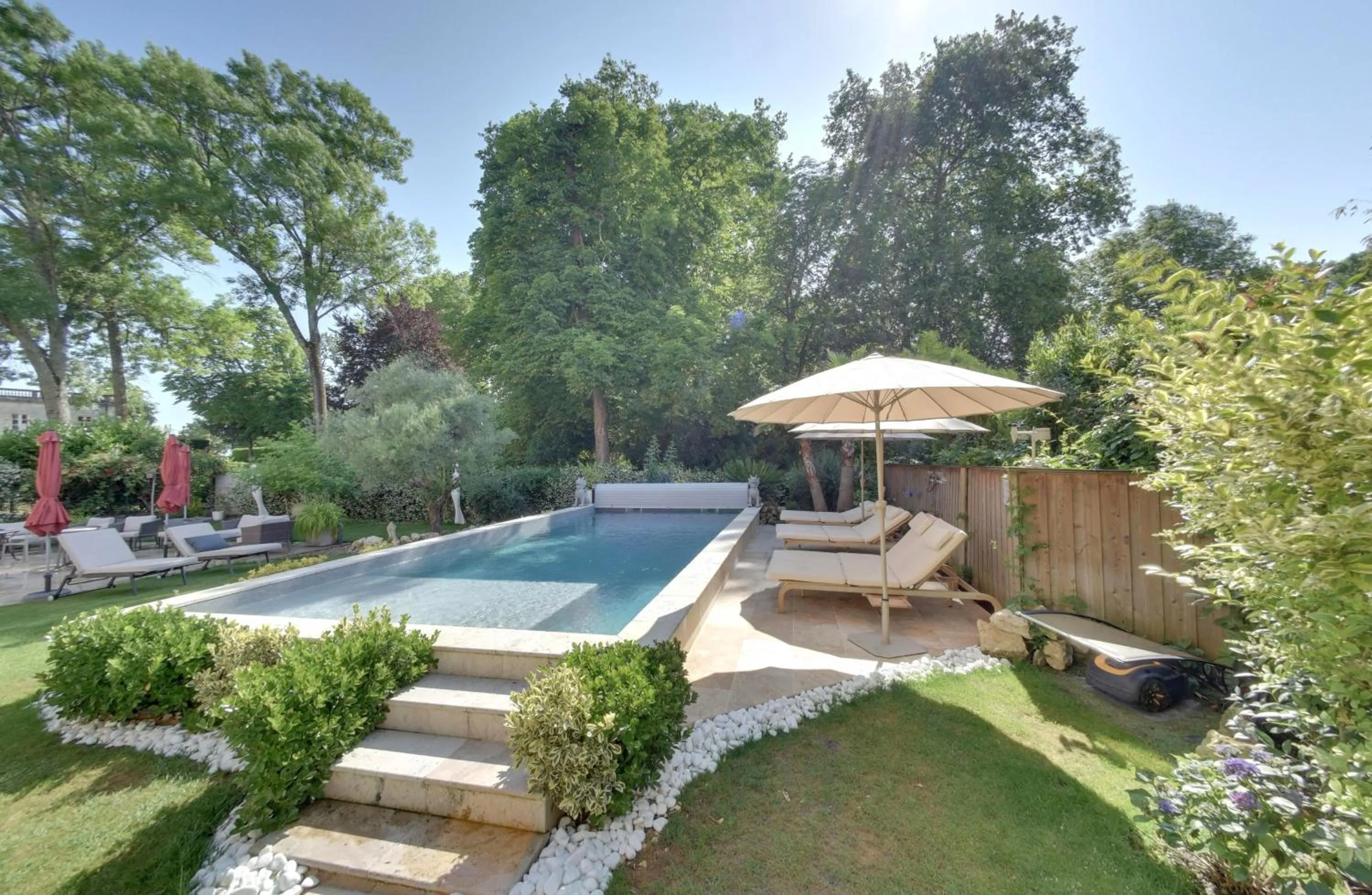Swimming pool in Pavillon des Millésimes, Piscine & SPA