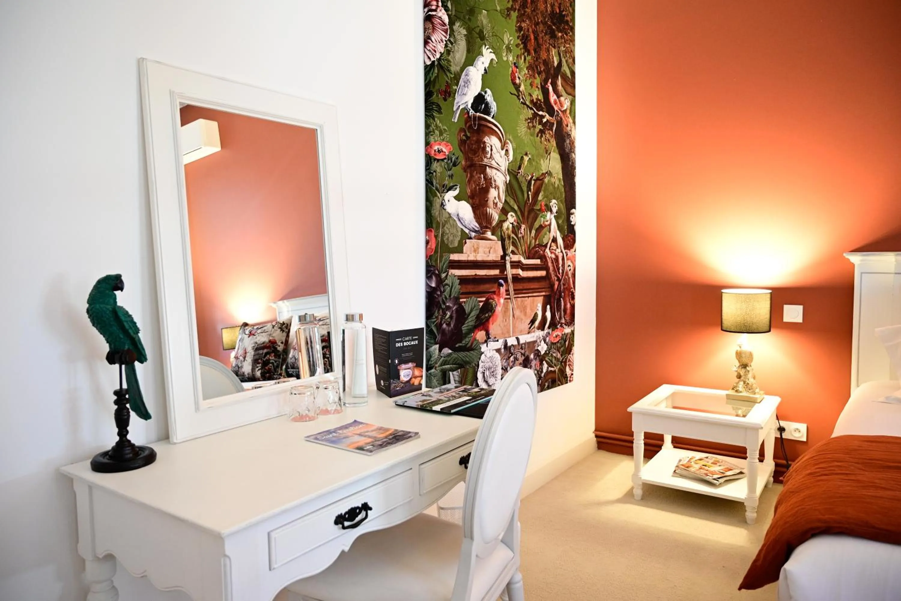 Bedroom, Bed in Pavillon des Millésimes, Piscine & SPA