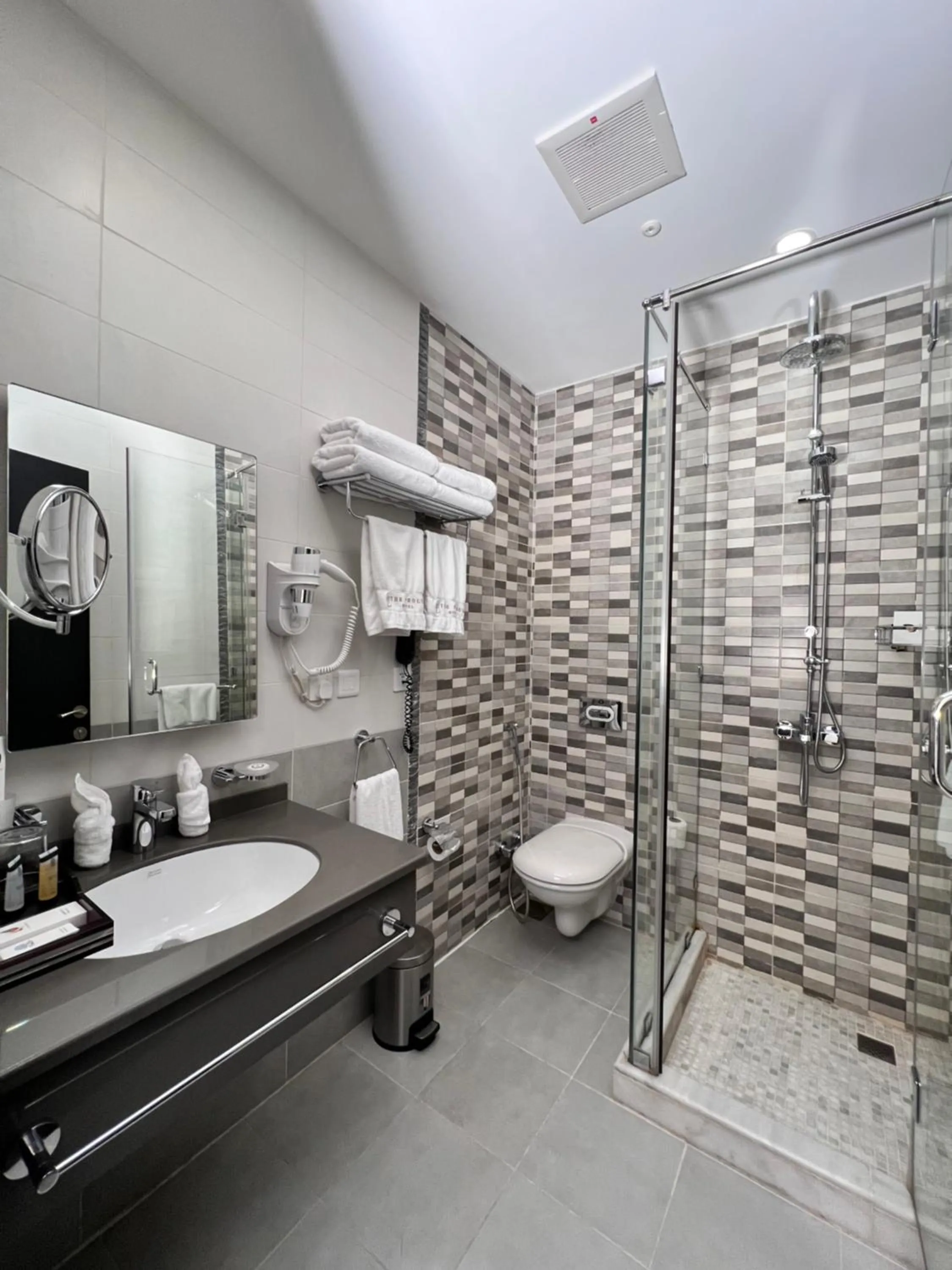 Toilet in The Proud Hotel Al Khobar