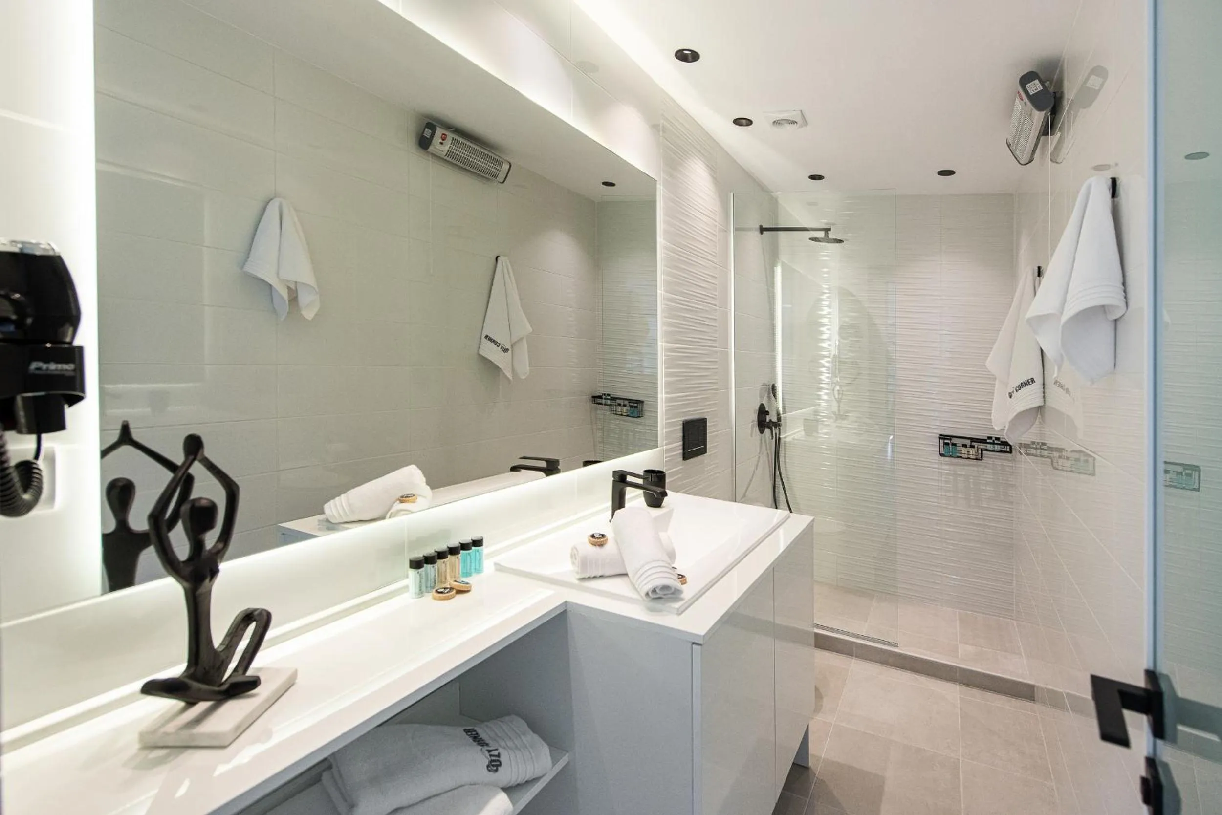 Bathroom in Cozy Corner Luxury Apartments