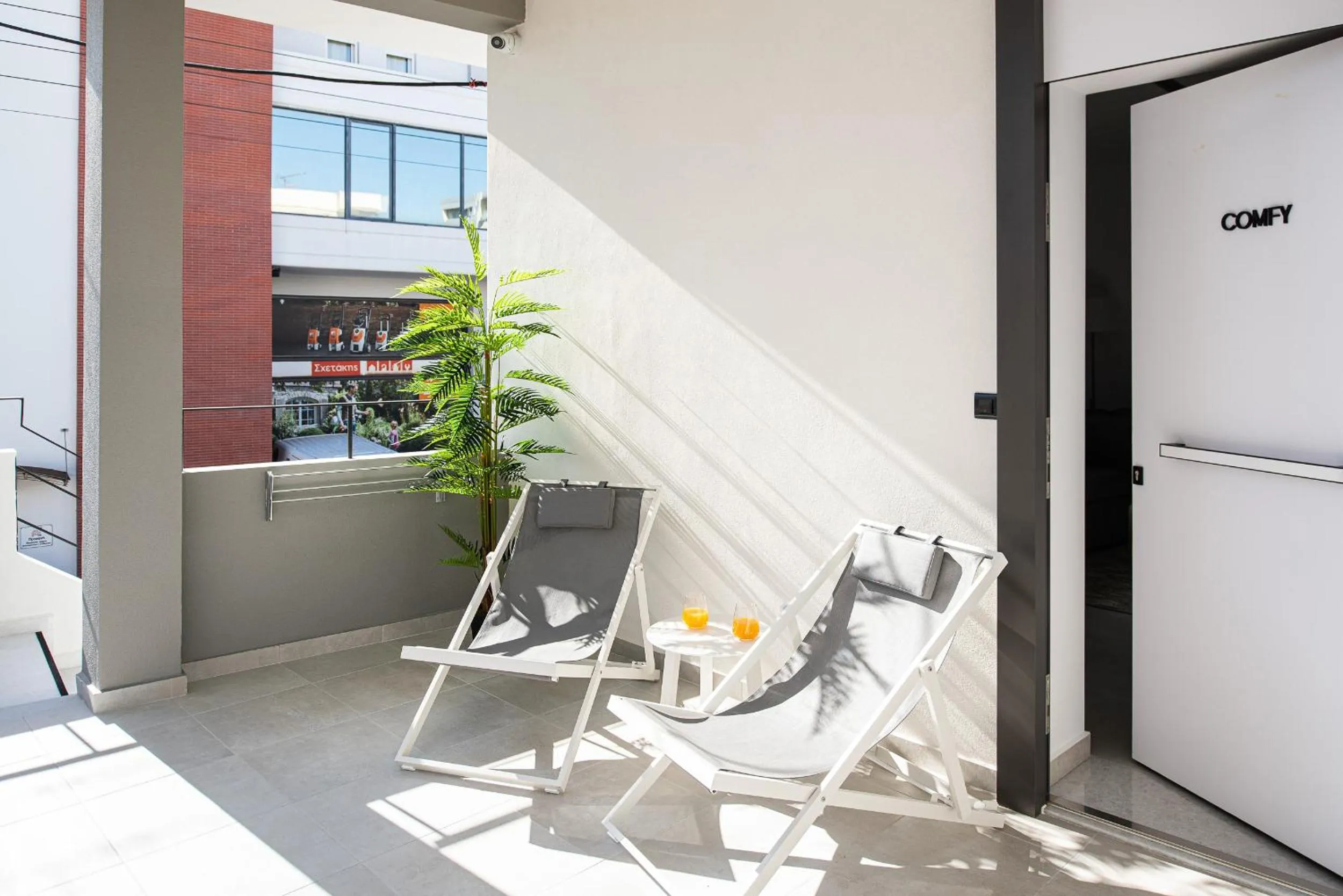 Balcony/Terrace in Cozy Corner Luxury Apartments