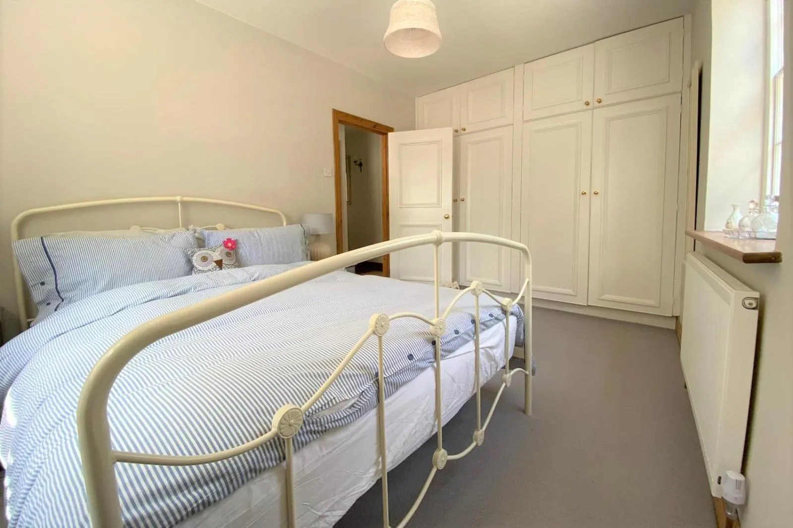 Bedroom, Bed in Delf Stream, close to town with lovely sunny terrace