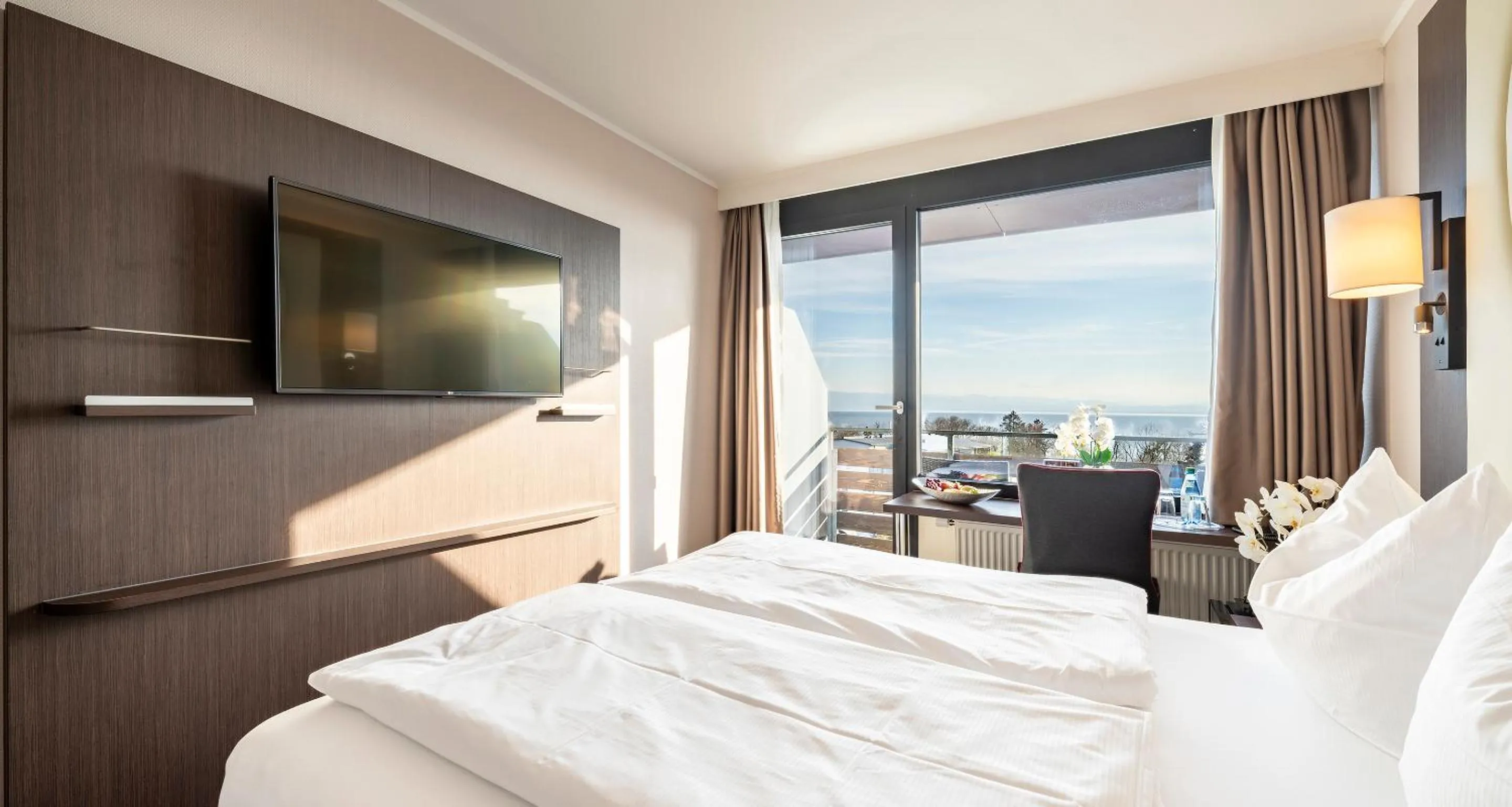 Bed in PLAZA Hotel Föhr am Bodensee