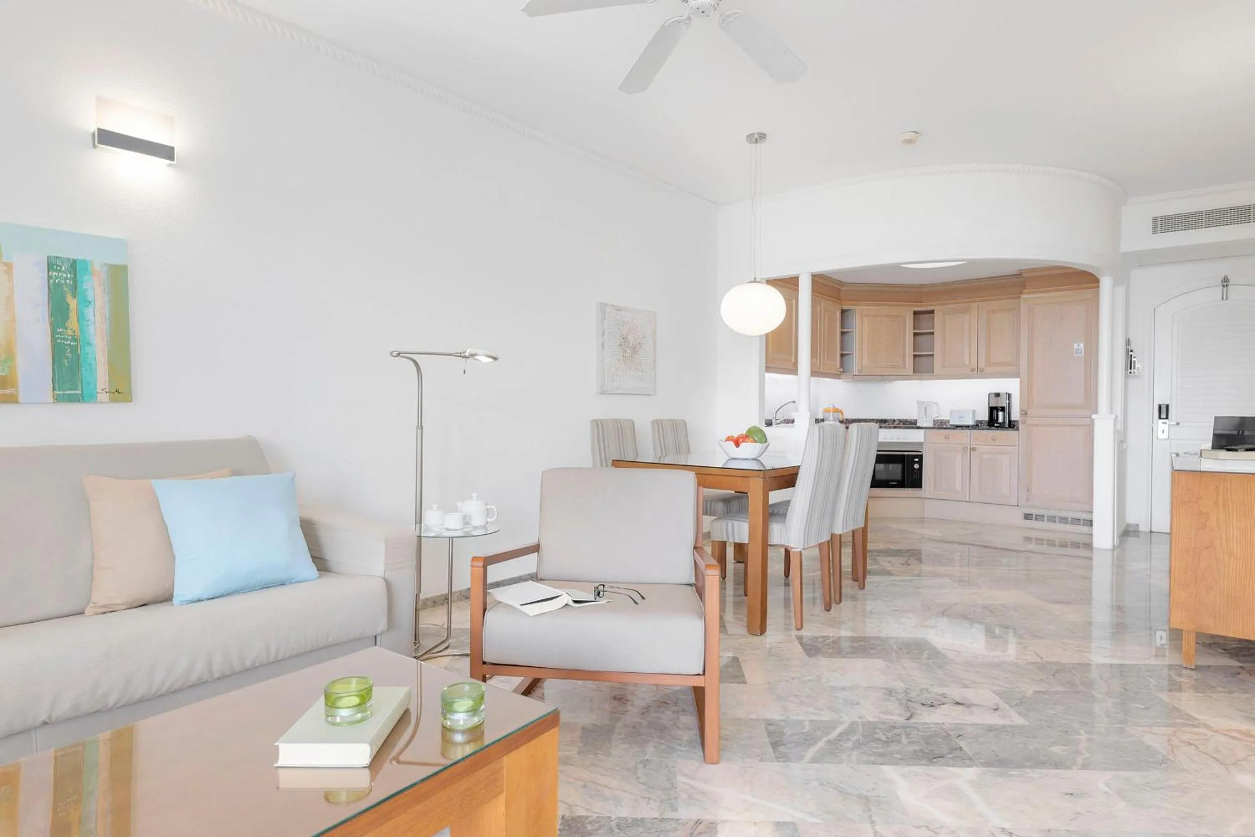 Photo of the whole room in Anfi del Mar 1