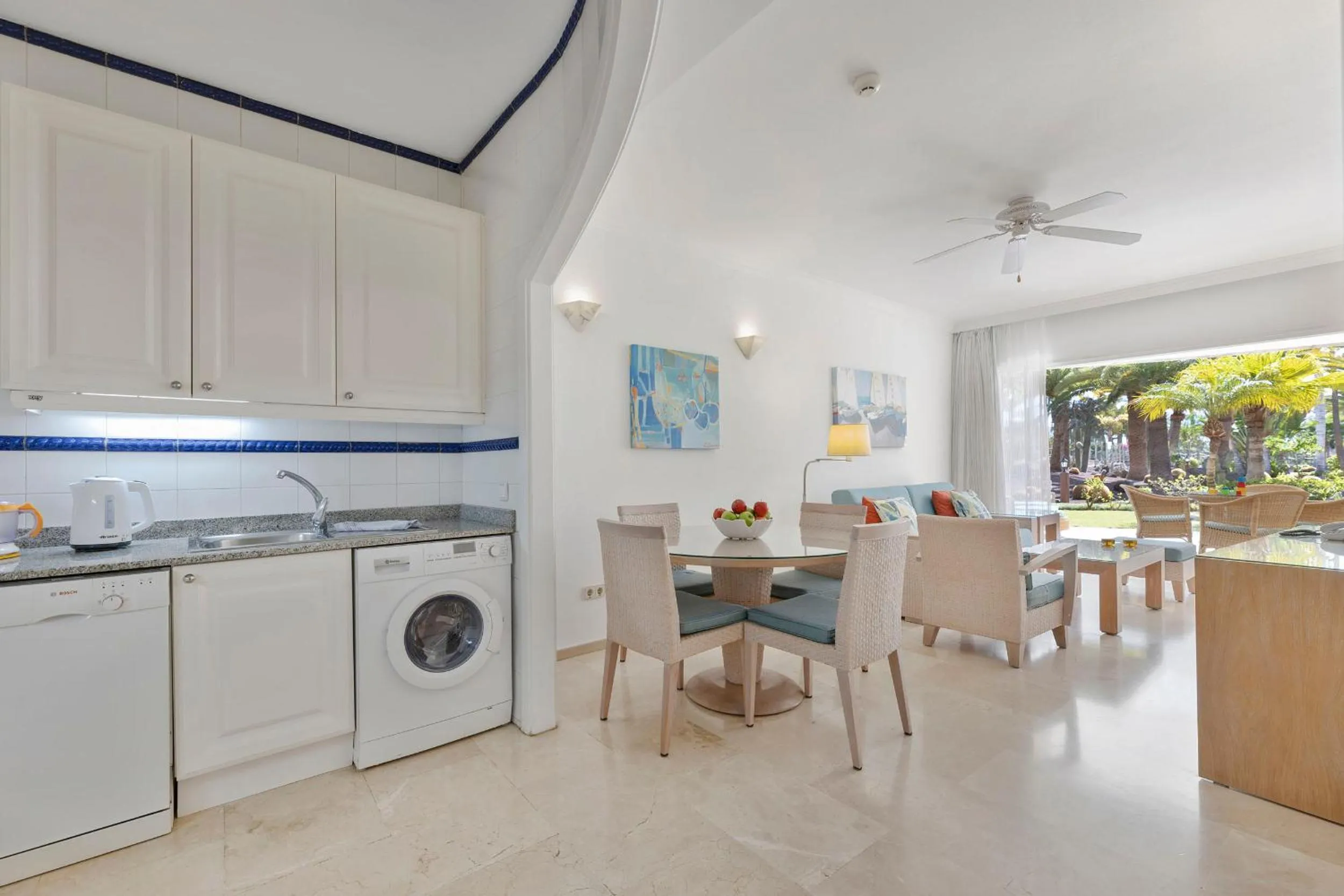 Photo of the whole room in Anfi del Mar 2