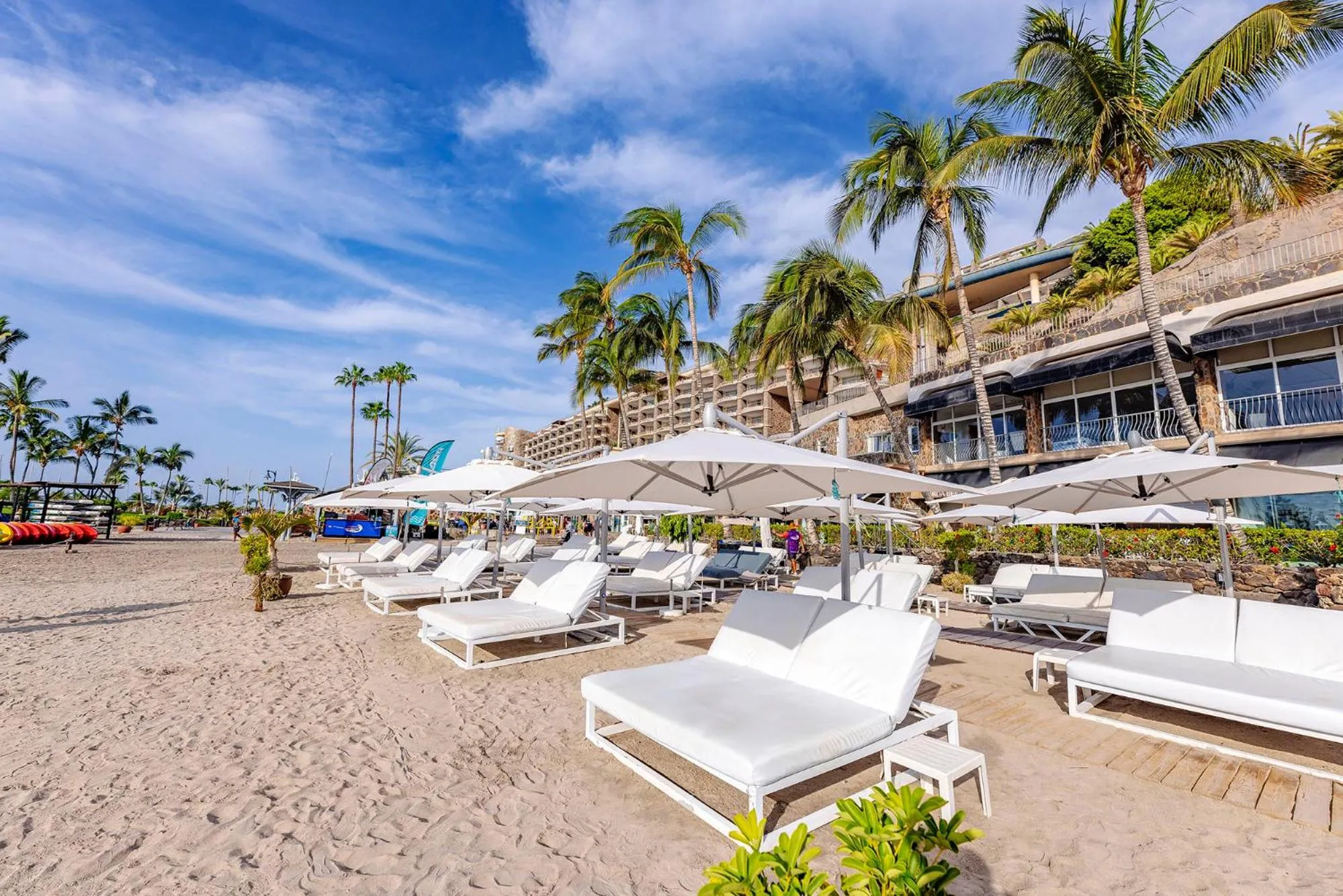 Beach in Anfi del Mar 2