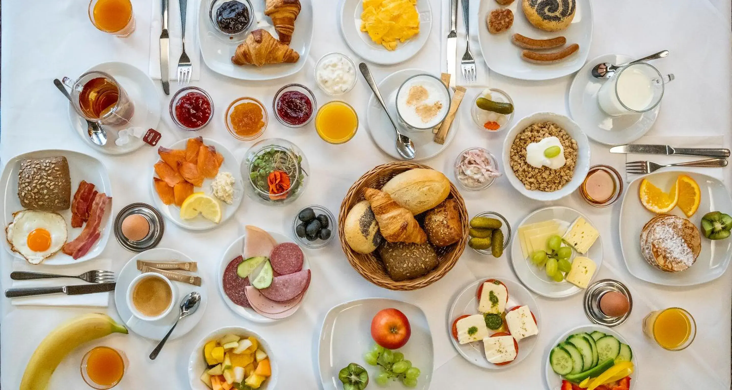 Breakfast in PLAZA Hotel Buchhorner Hof Breakfast in PLAZA Hotel Buchhorner Hof