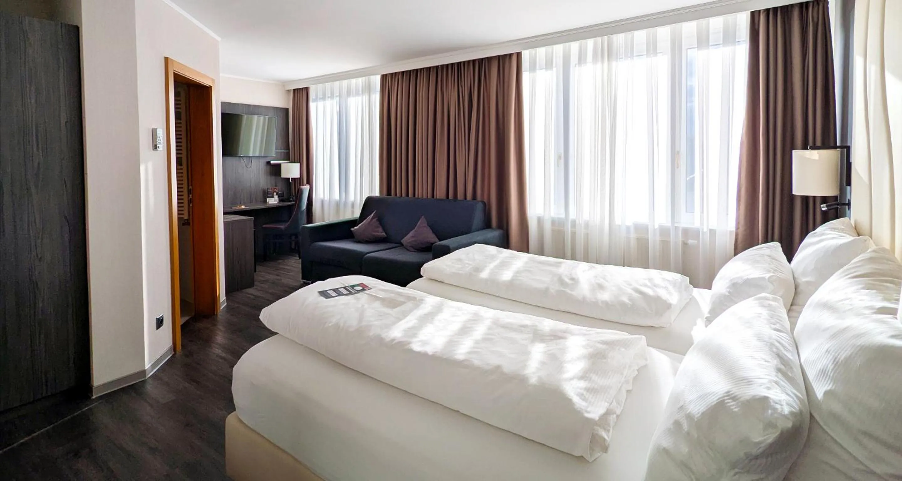 Photo of the whole room, Bed in PLAZA Hotel Buchhorner Hof