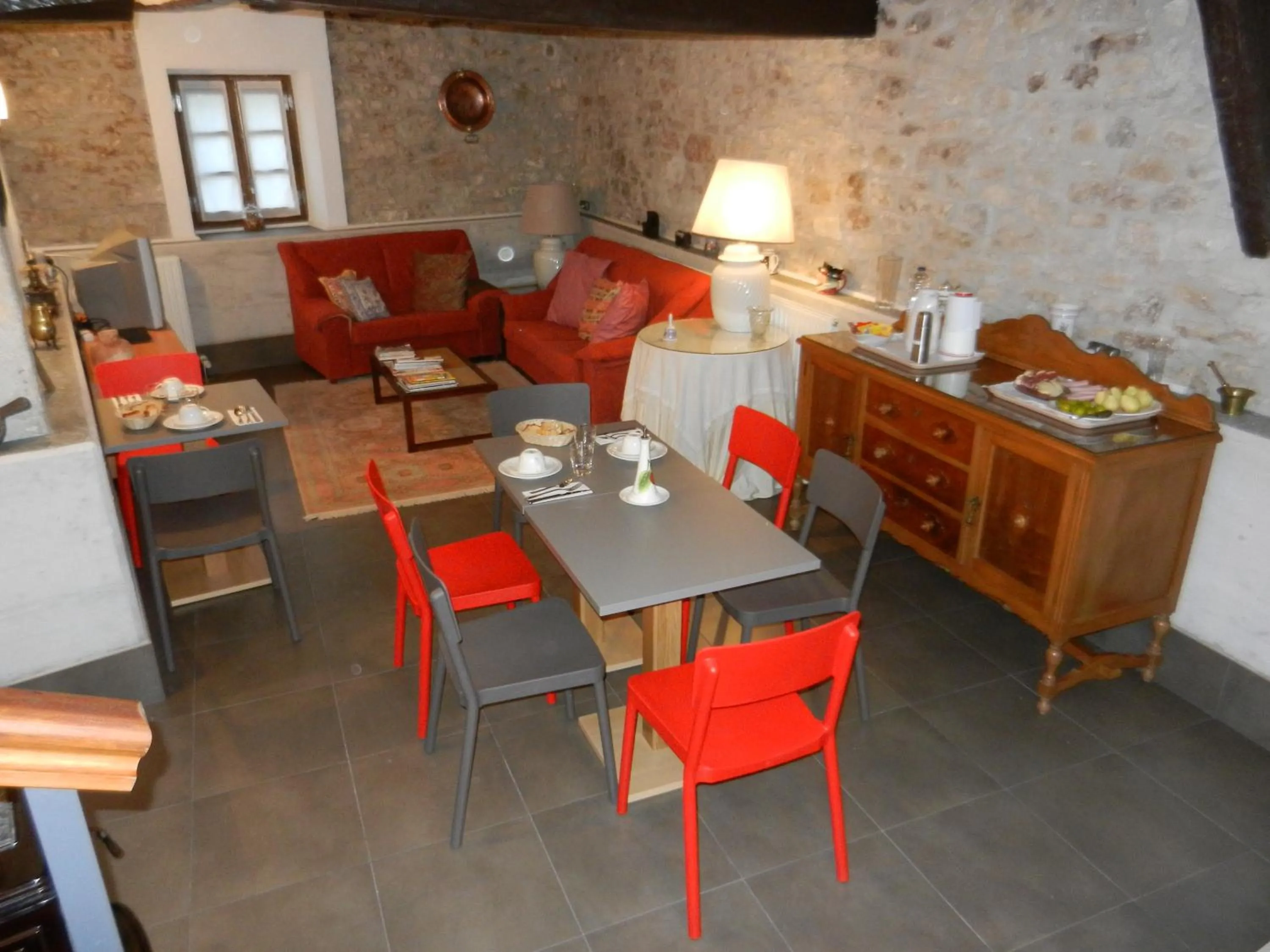 Restaurant/places to eat in Casa de la Cadena