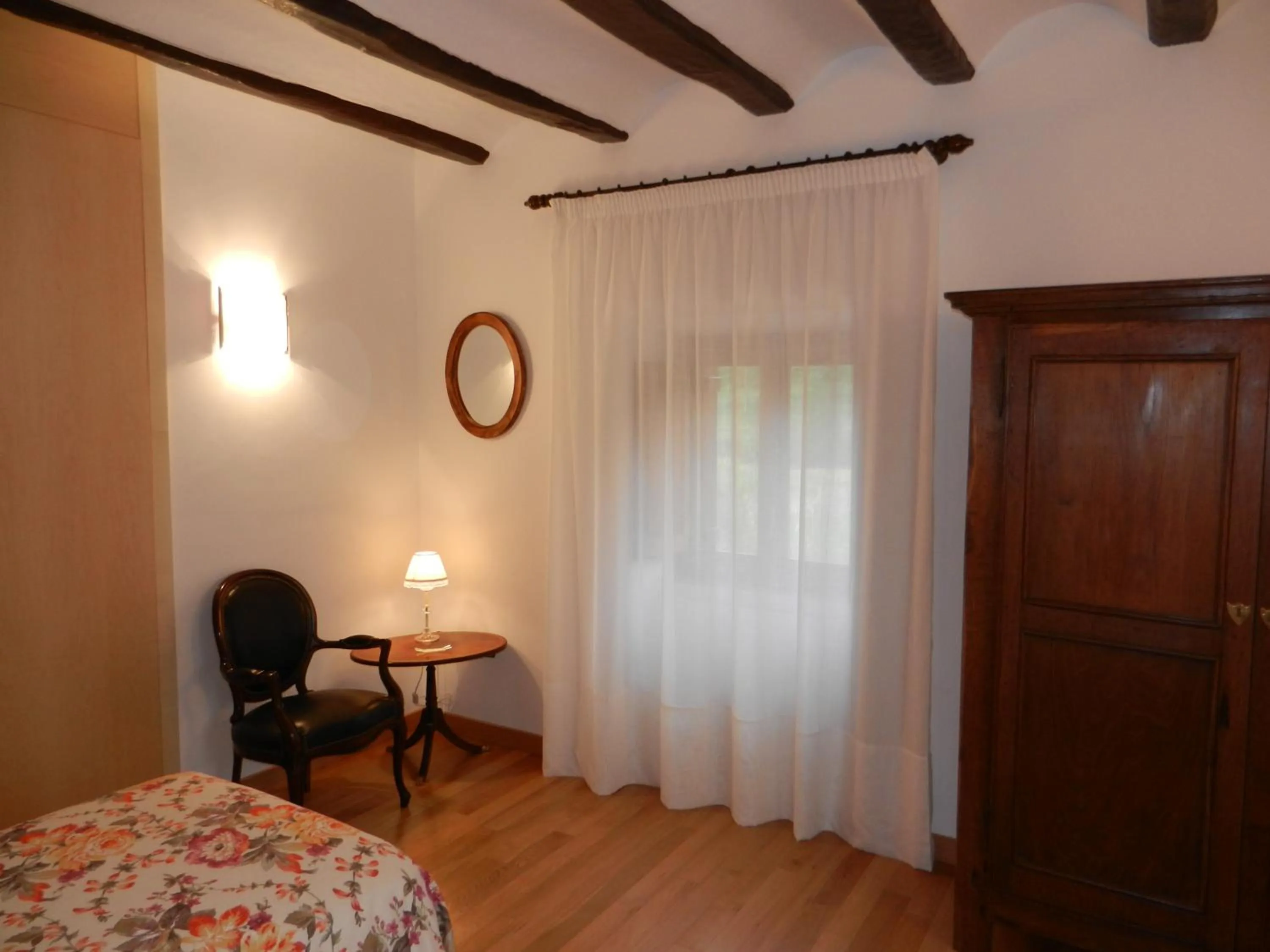 Photo of the whole room, Bed in Casa de la Cadena
