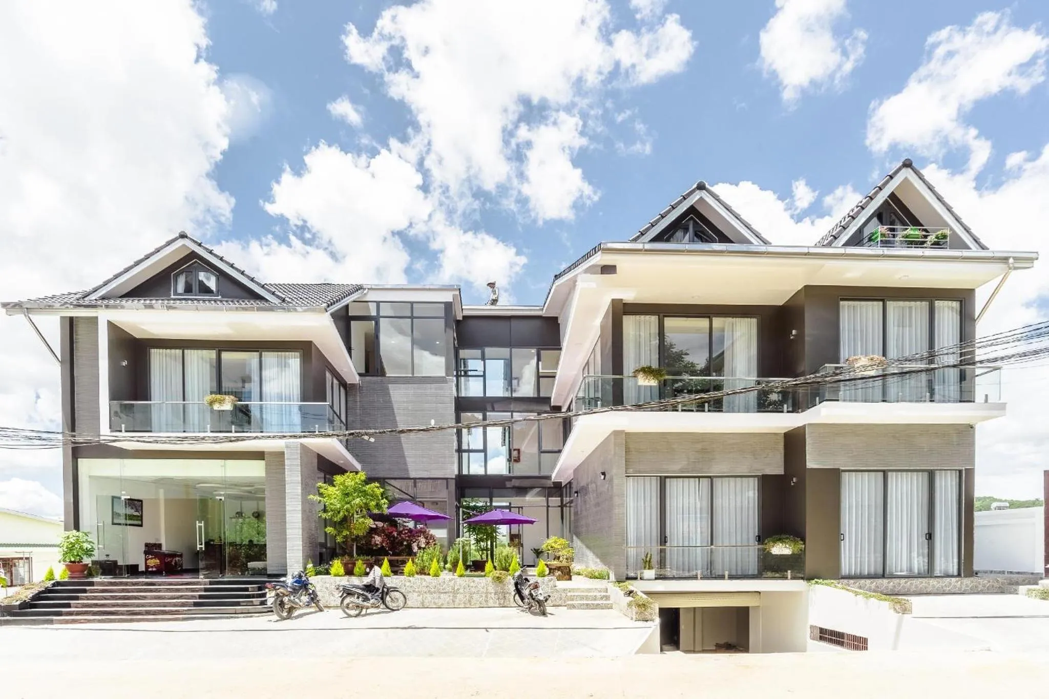 Property building in Mega Sky Dalat Hotel