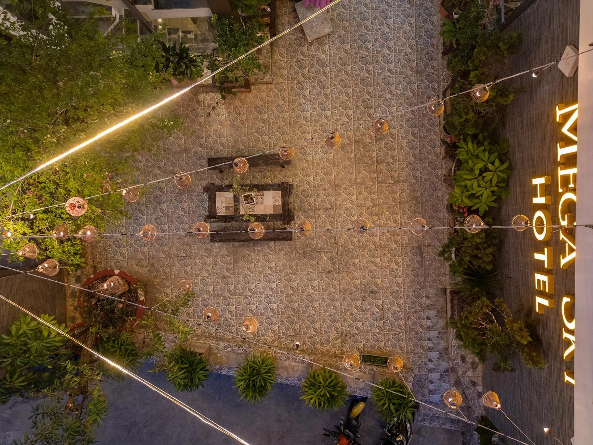 Night in Mega Sky Dalat Hotel