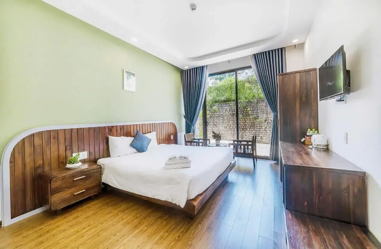 Bedroom, Bed in Mega Sky Dalat Hotel Bedroom, Bed in Mega Sky Dalat Hotel