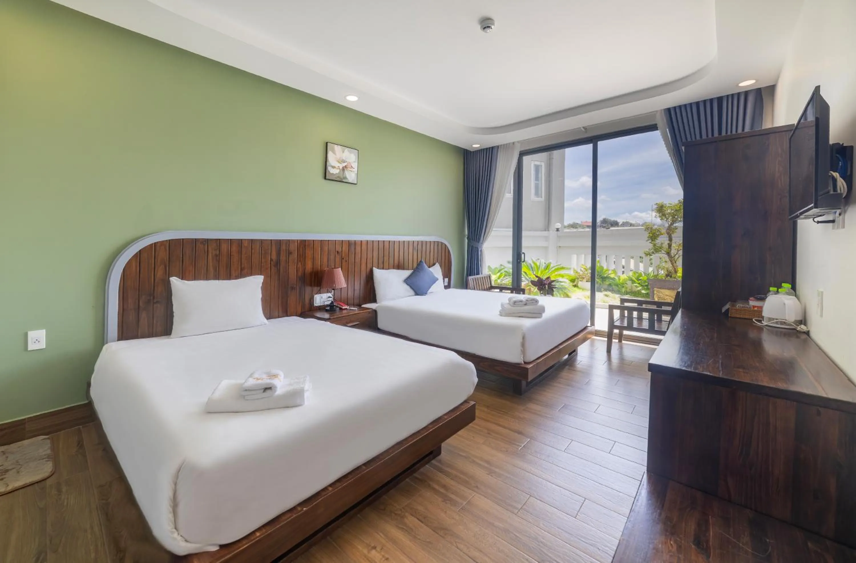 Bed in Mega Sky Dalat Hotel