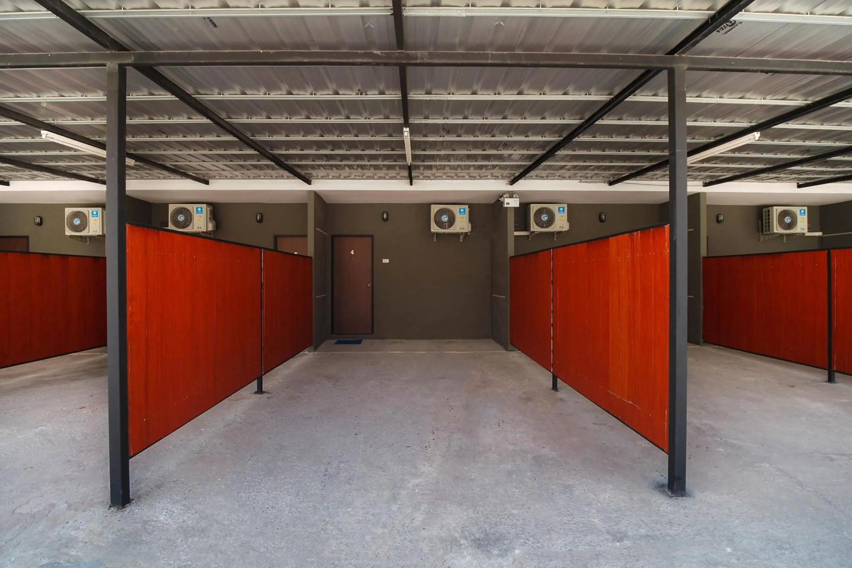 Facade/entrance in OYO 939 69 Resort