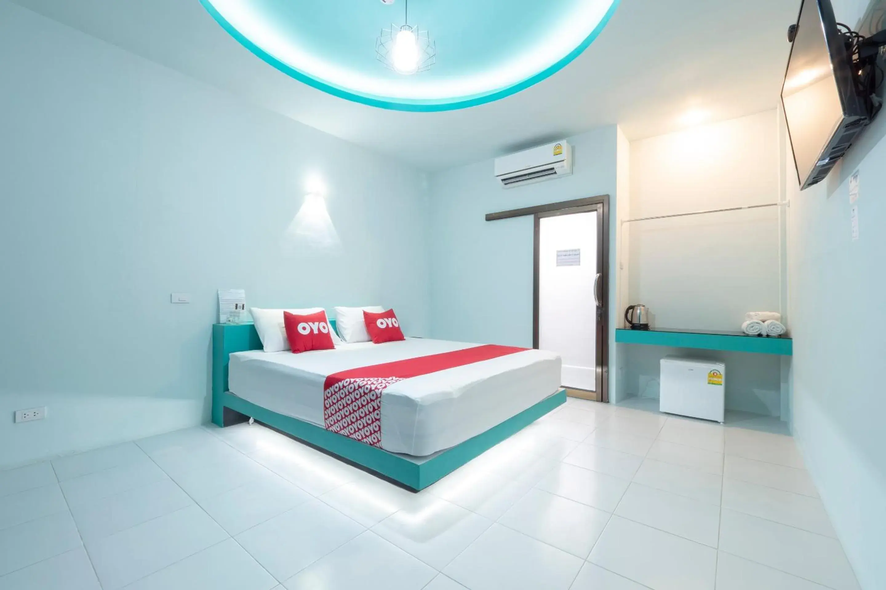 Bedroom, Bed in OYO 940 Phirm Resort
