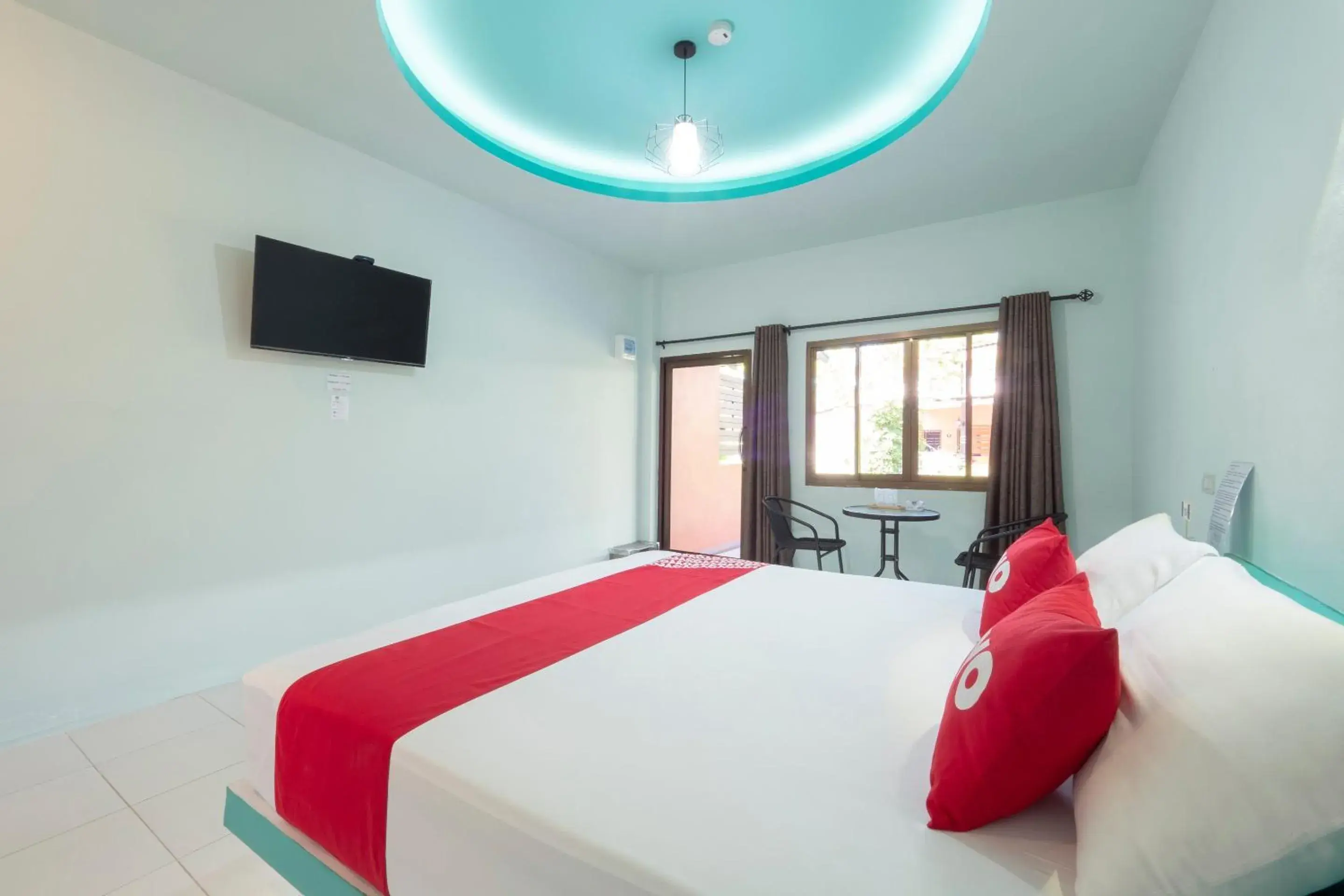 Bedroom, Bed in OYO 940 Phirm Resort