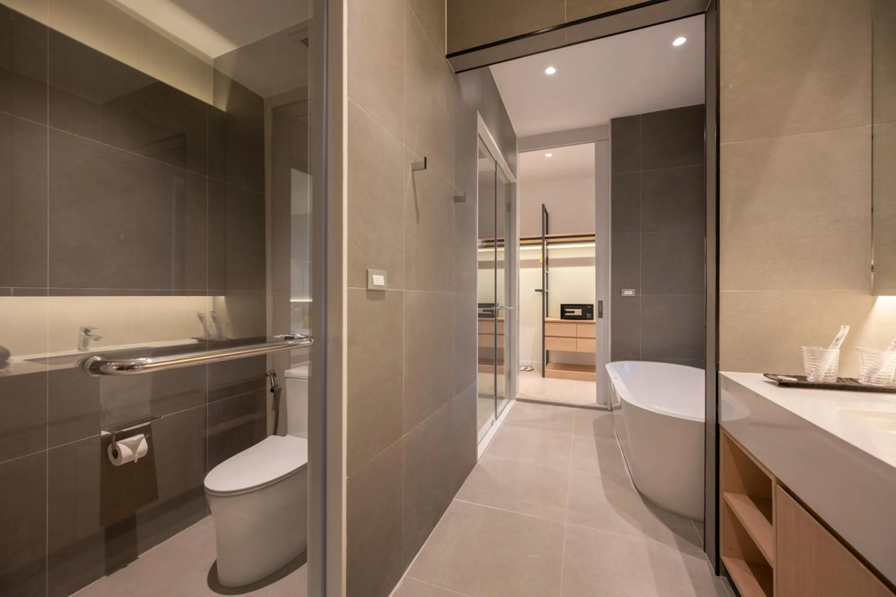 Bathroom in Sappaya Hotel By Lotus Valley Golf Resort