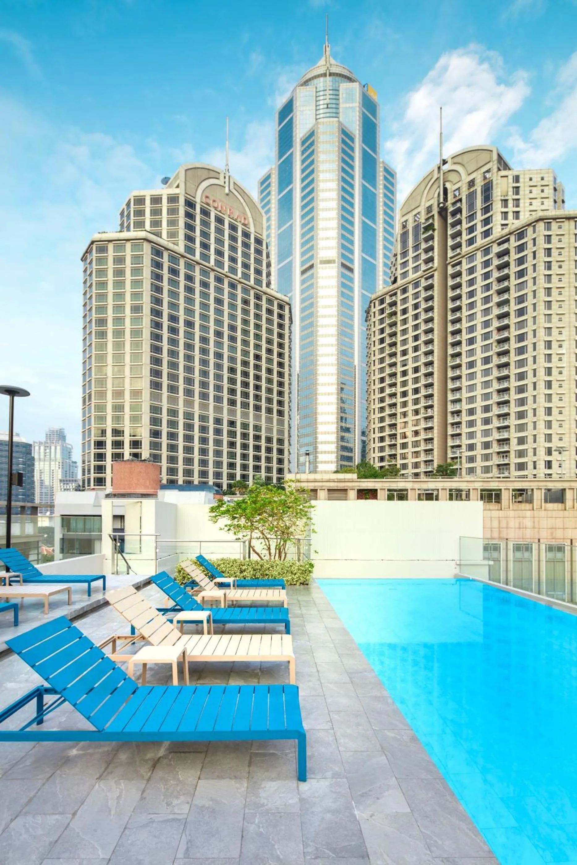 Pool view in The Quarter Ploenchit by UHG