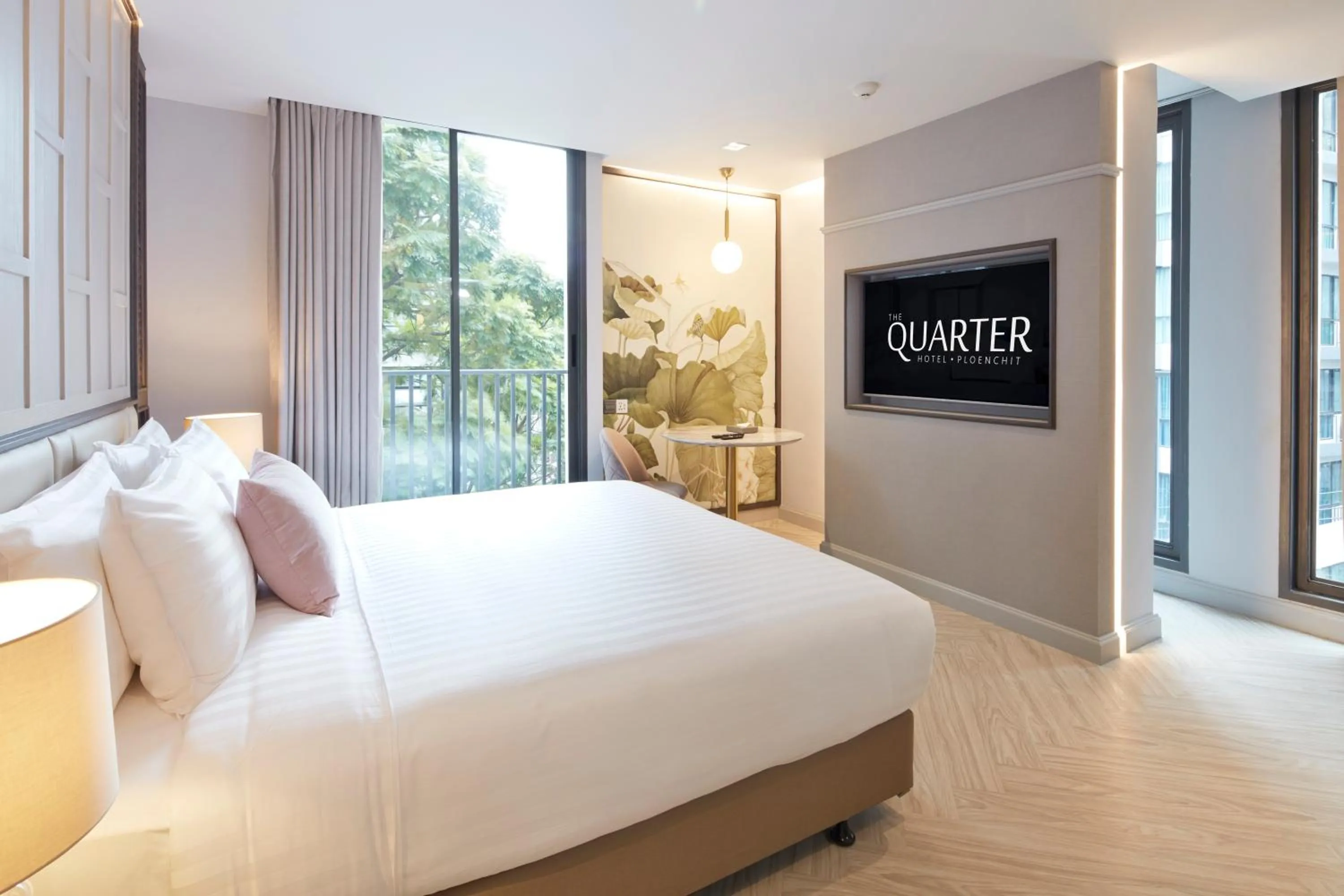 Bedroom, Bed in The Quarter Ploenchit by UHG