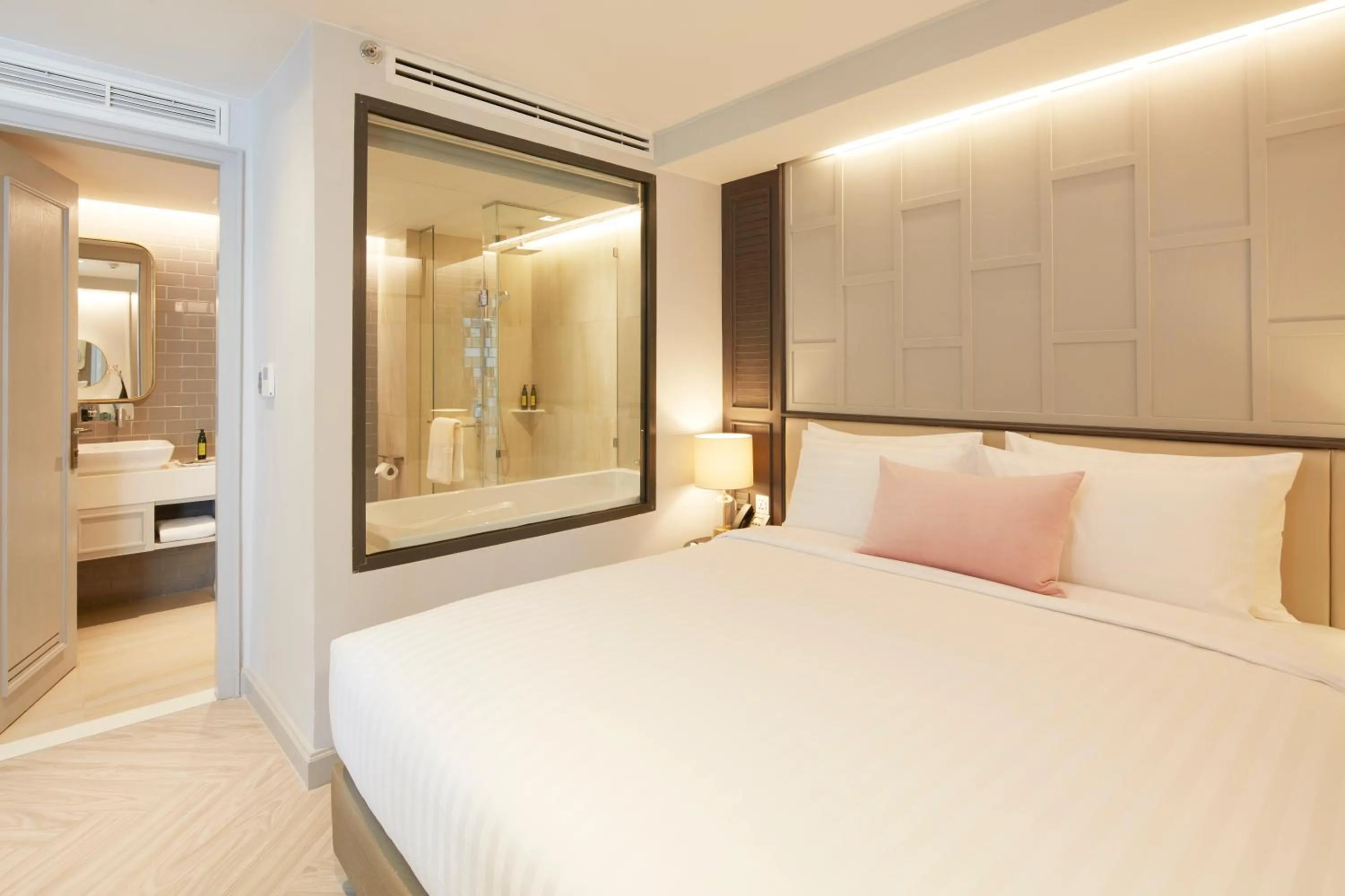 Bedroom, Bed in The Quarter Ploenchit by UHG