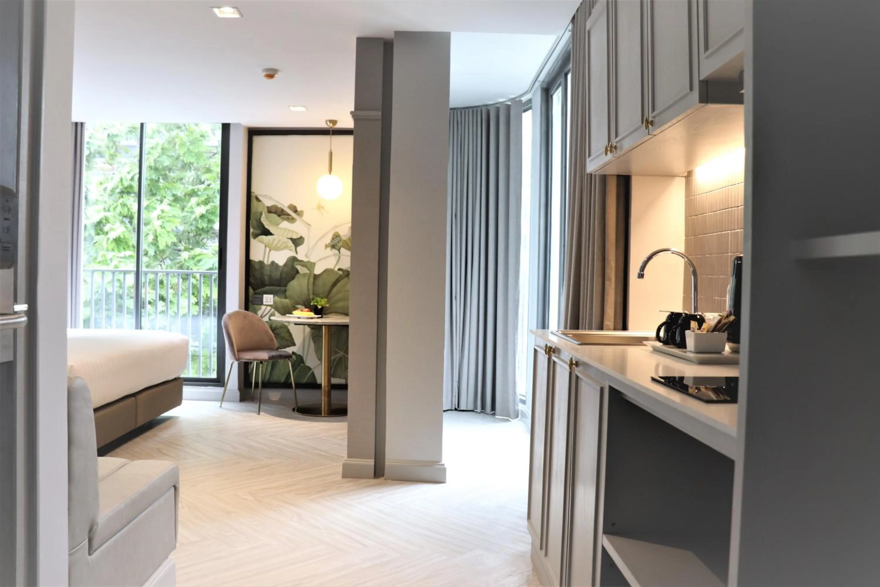 Kitchen or kitchenette in The Quarter Ploenchit by UHG
