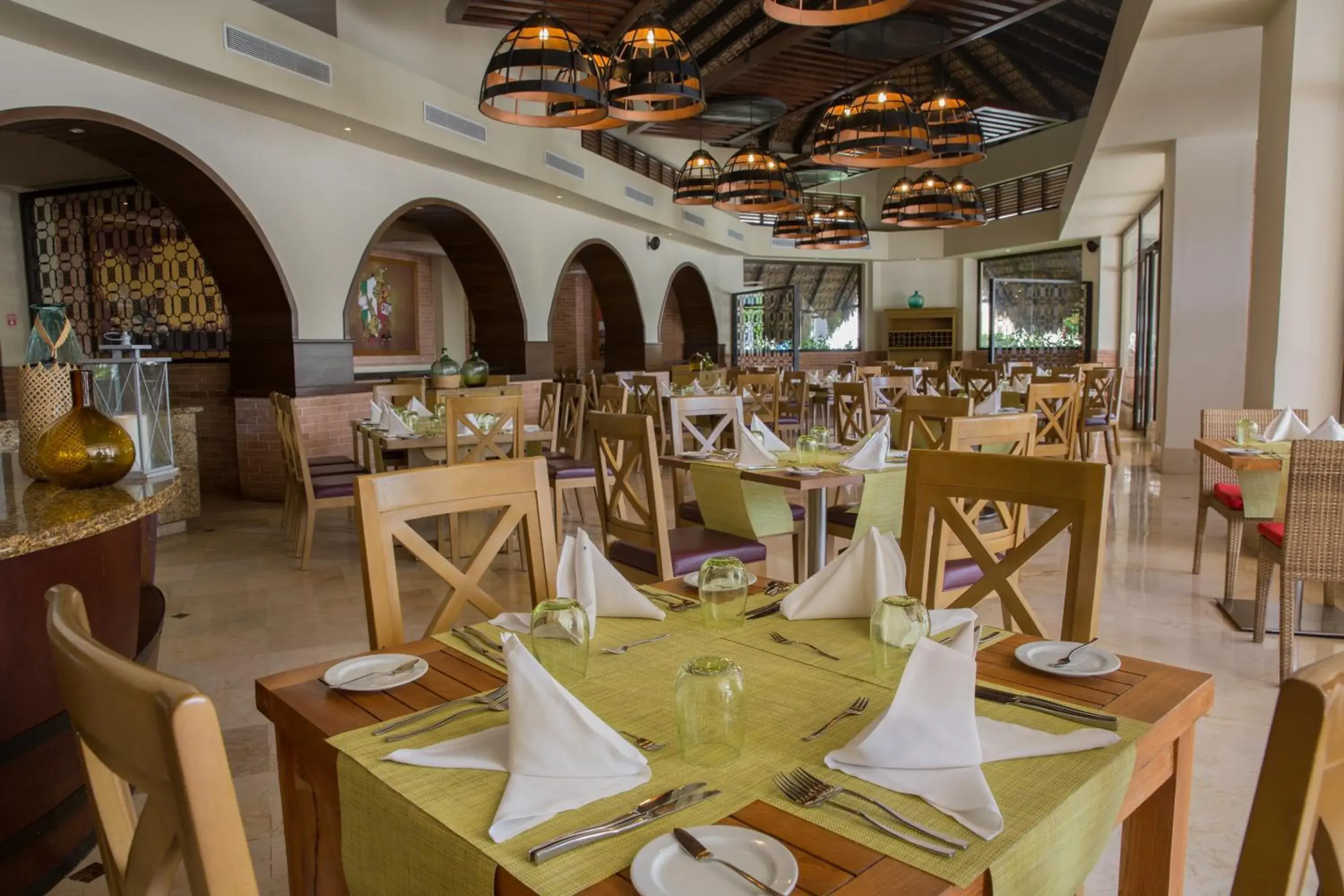Restaurant/places to eat in Royalton Splash Punta Cana, An Autograph Collection All-Inclusive Resort & Casino Restaurant/places to eat in Royalton Splash Punta Cana, An Autograph Collection All-Inclusive Resort & Casino