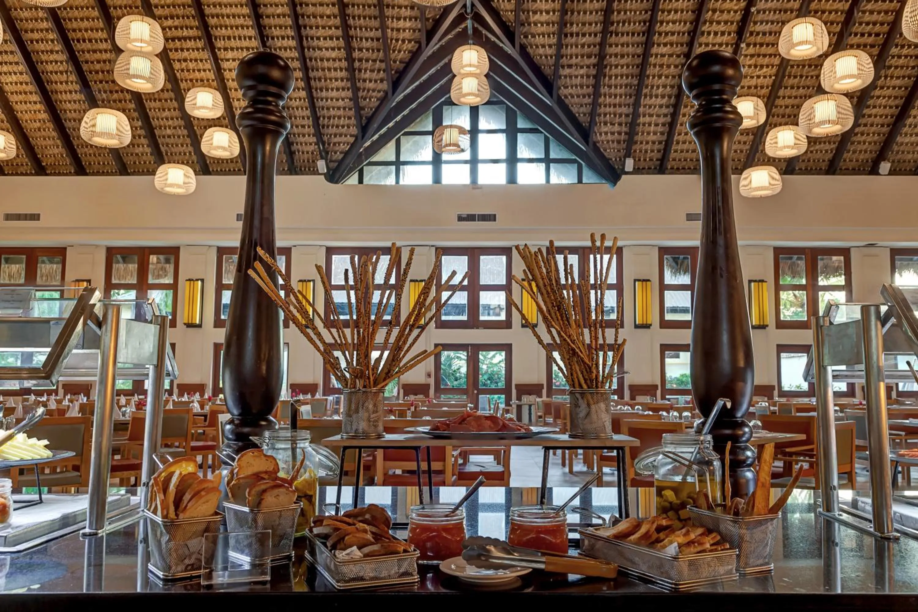 Restaurant/places to eat in Royalton Splash Punta Cana, An Autograph Collection All-Inclusive Resort & Casino