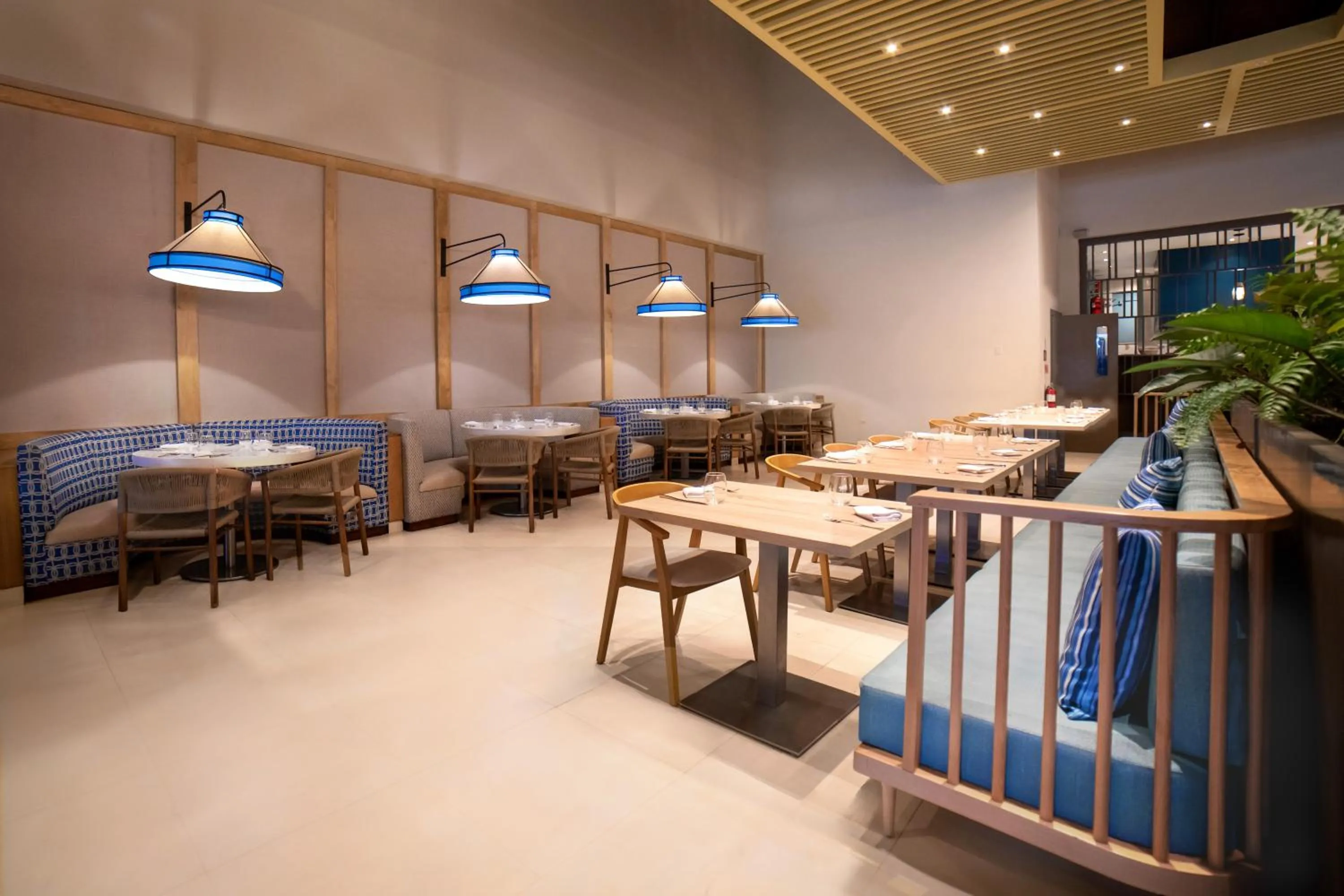 Restaurant/places to eat in Royalton Punta Cana, An Autograph Collection All-Inclusive Resort & Casino