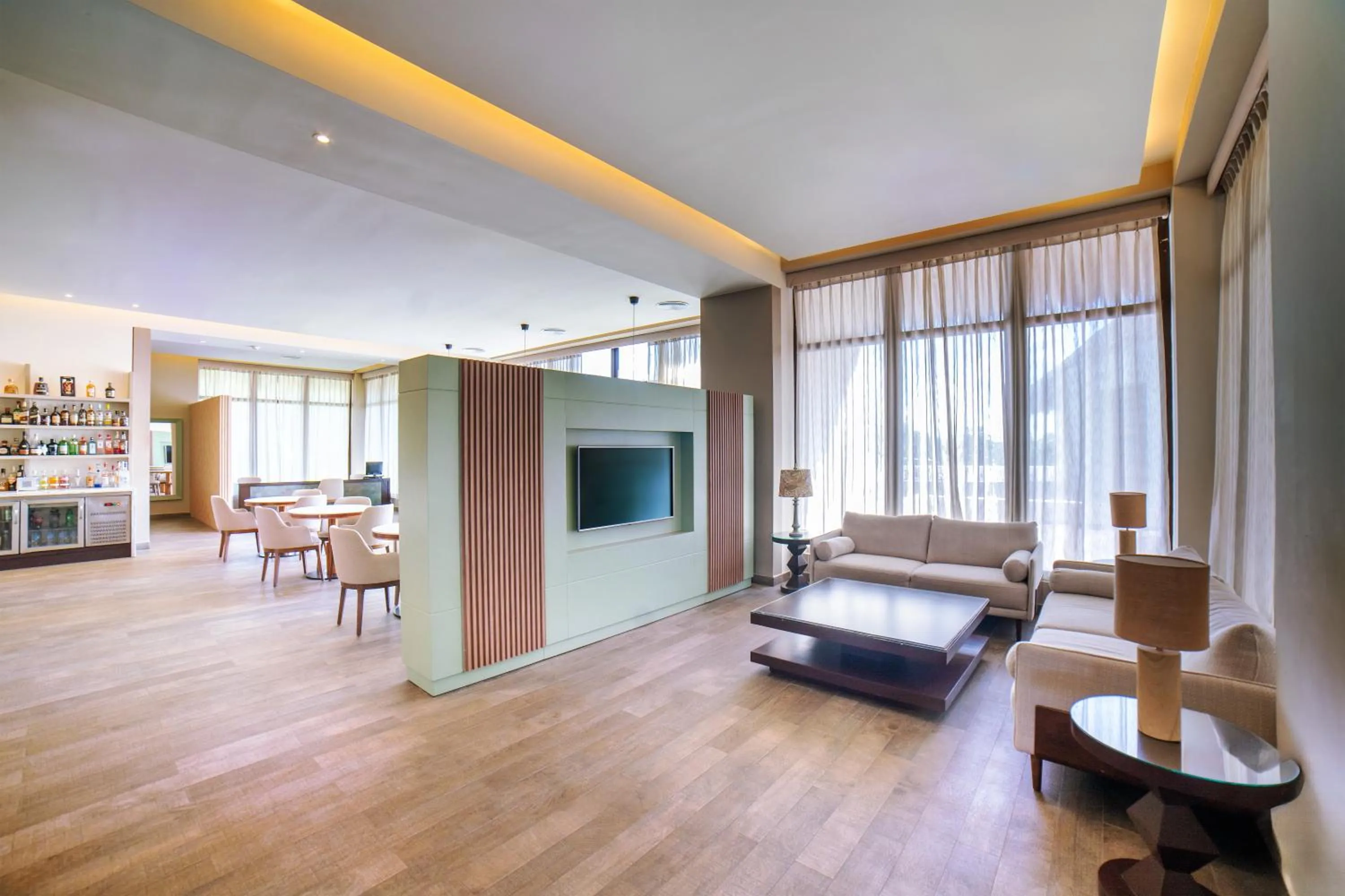 Lounge or bar in Royalton Punta Cana, An Autograph Collection All-Inclusive Resort & Casino