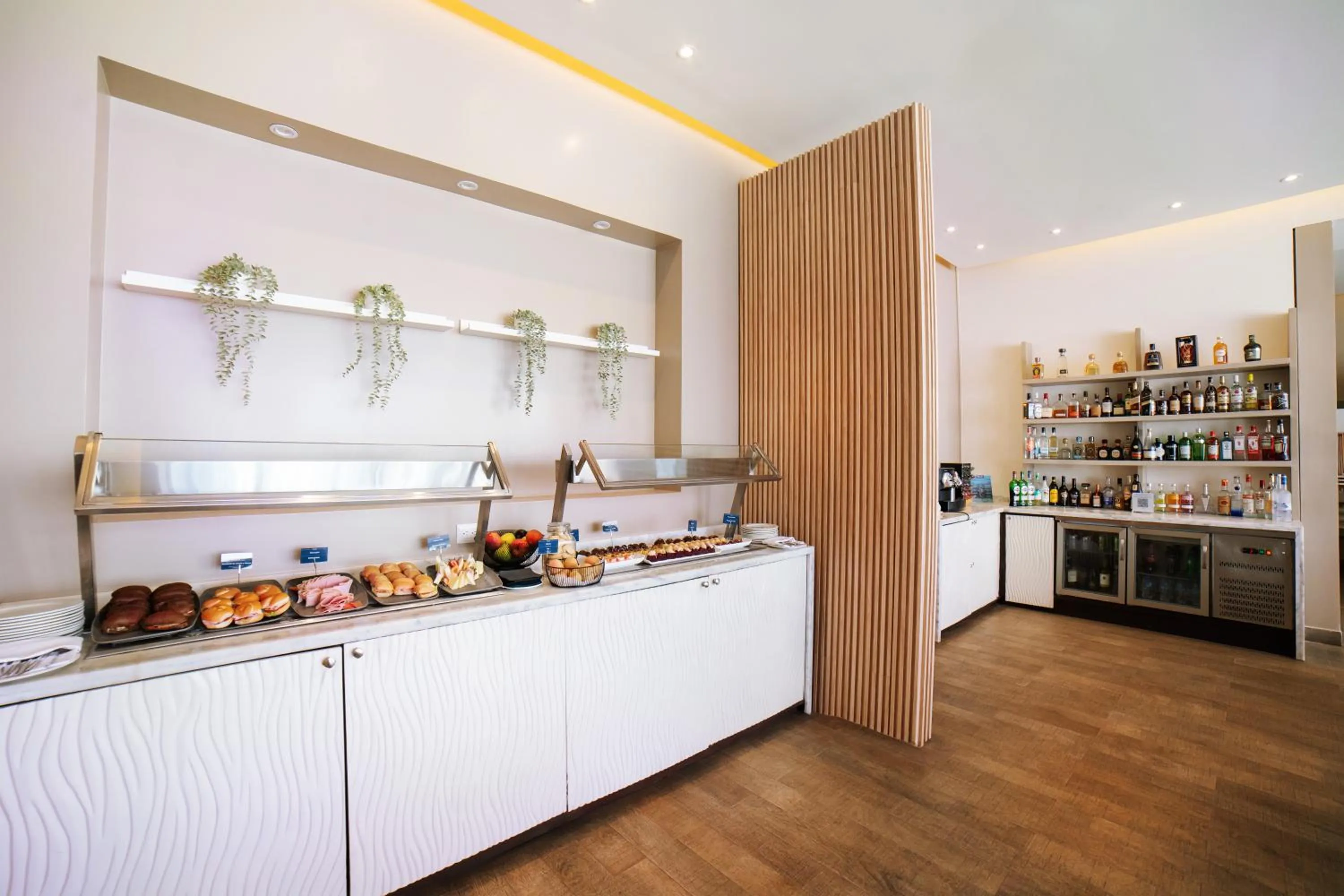 Restaurant/places to eat in Royalton Punta Cana, An Autograph Collection All-Inclusive Resort & Casino