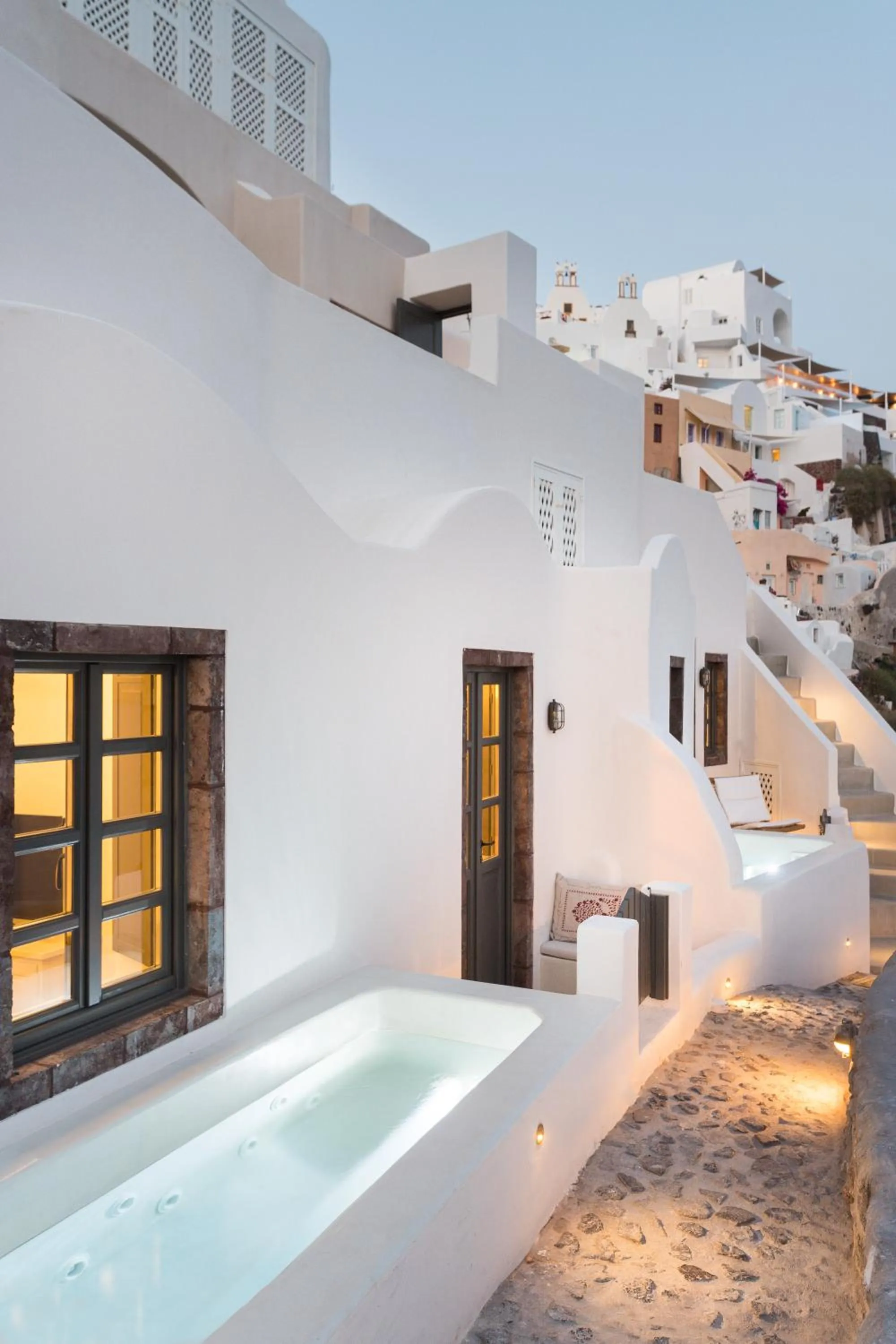 Swimming pool in Armenaki