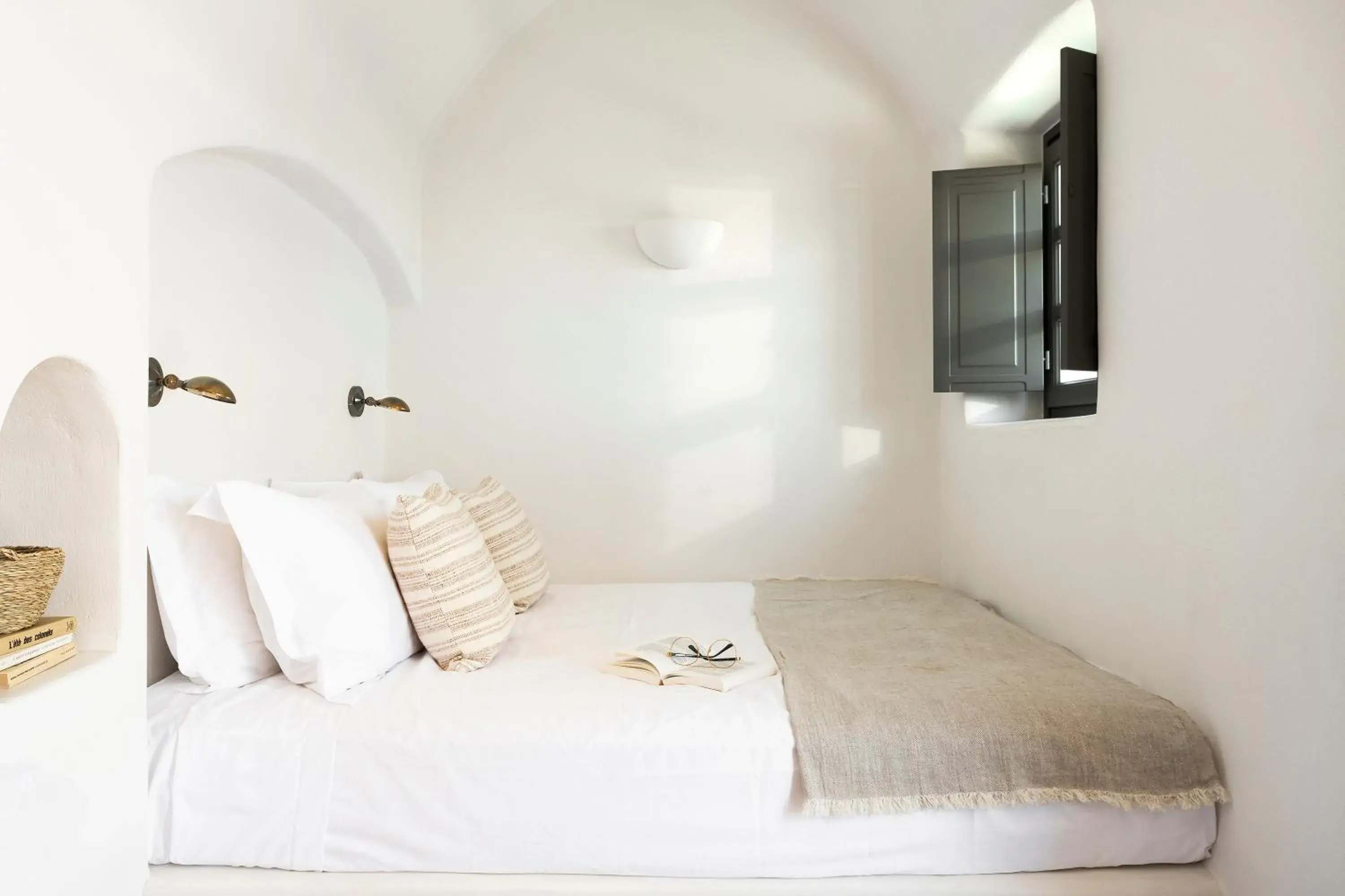 Bed in Armenaki Bed in Armenaki