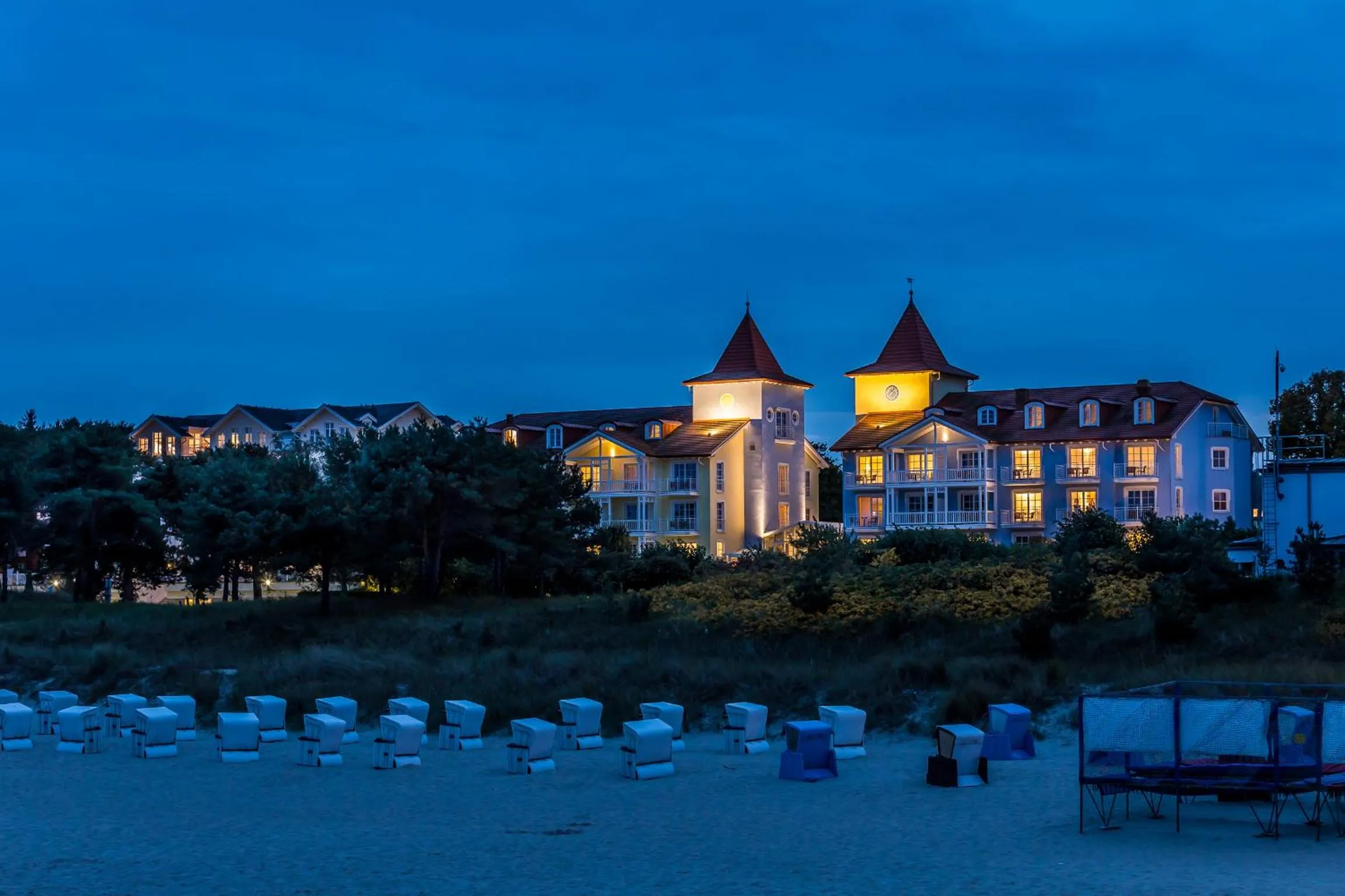 Facade/entrance in Hotel Kleine Strandburg - Adults Only