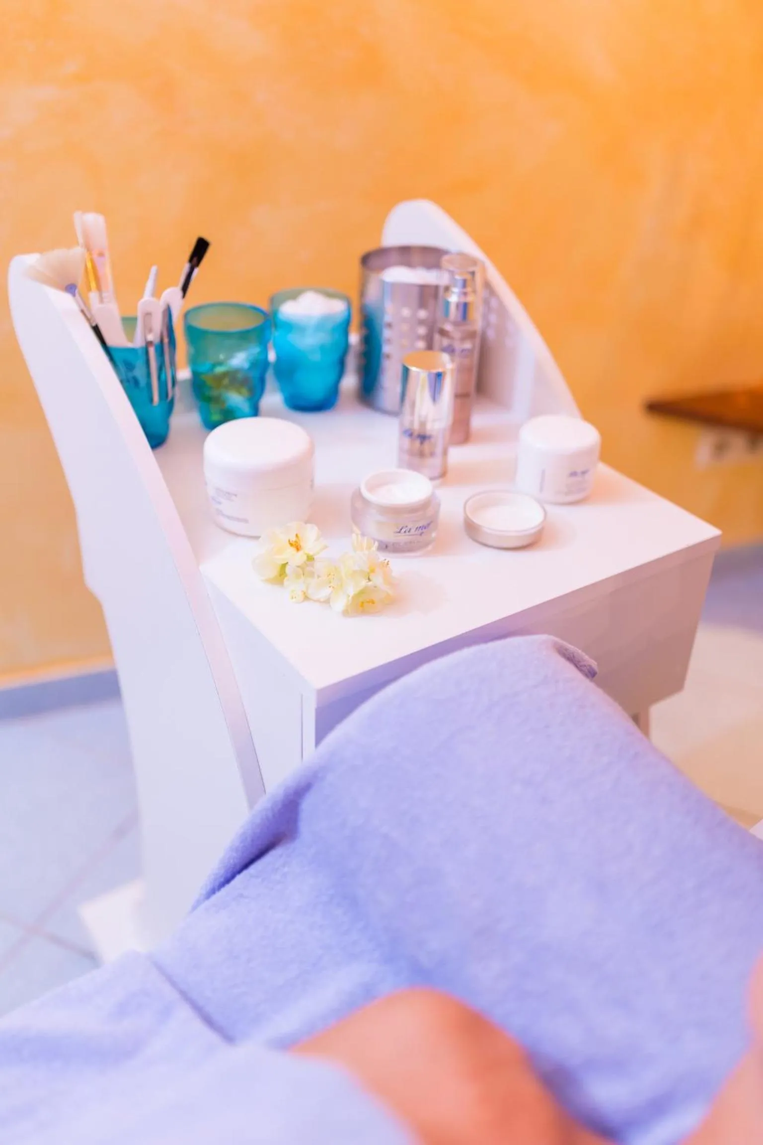 Massage, Bed in Hotel Kleine Strandburg - Adults Only