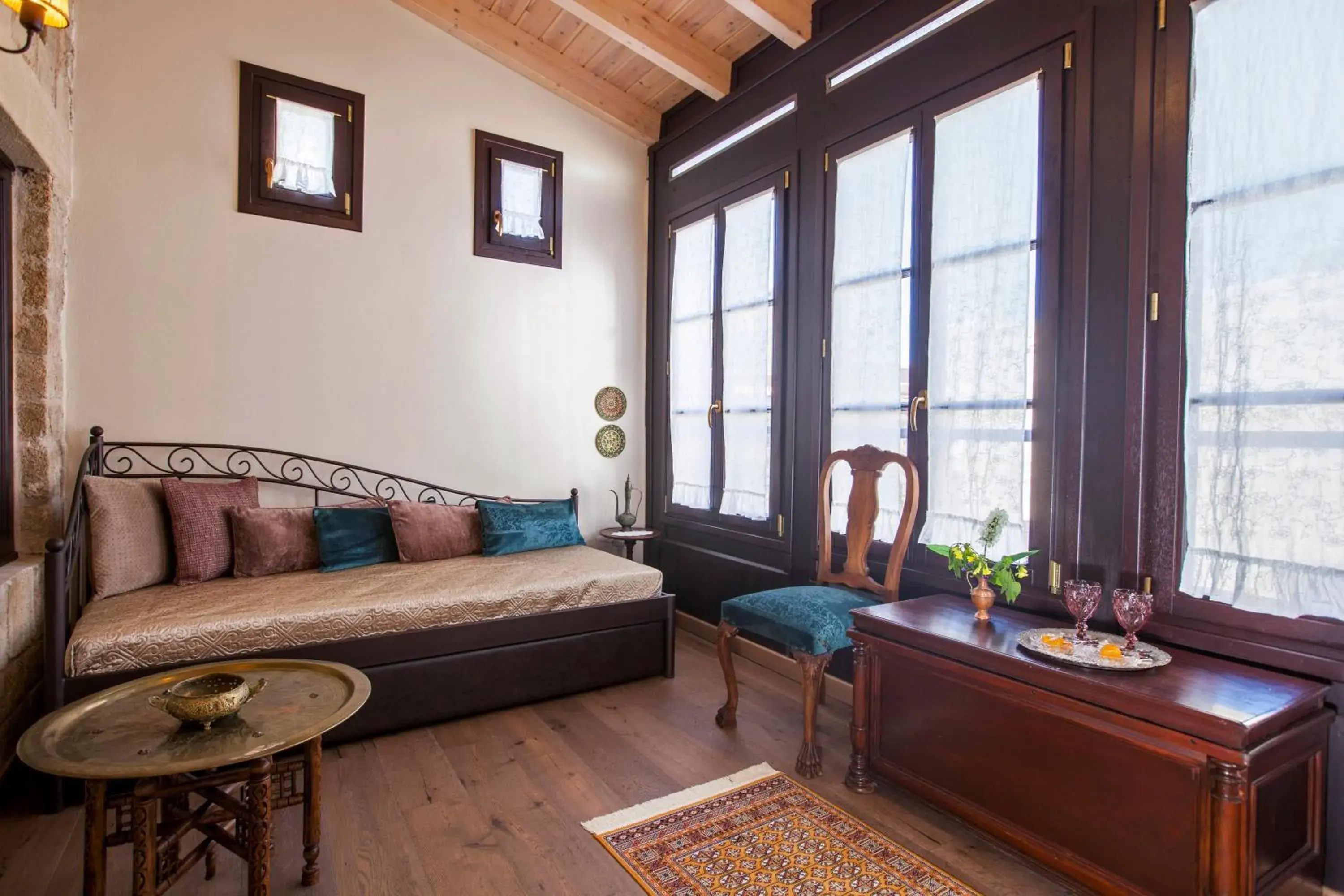 Deluxe Suite in Porolithos Boutique Hotel Deluxe Suite in Porolithos Boutique Hotel