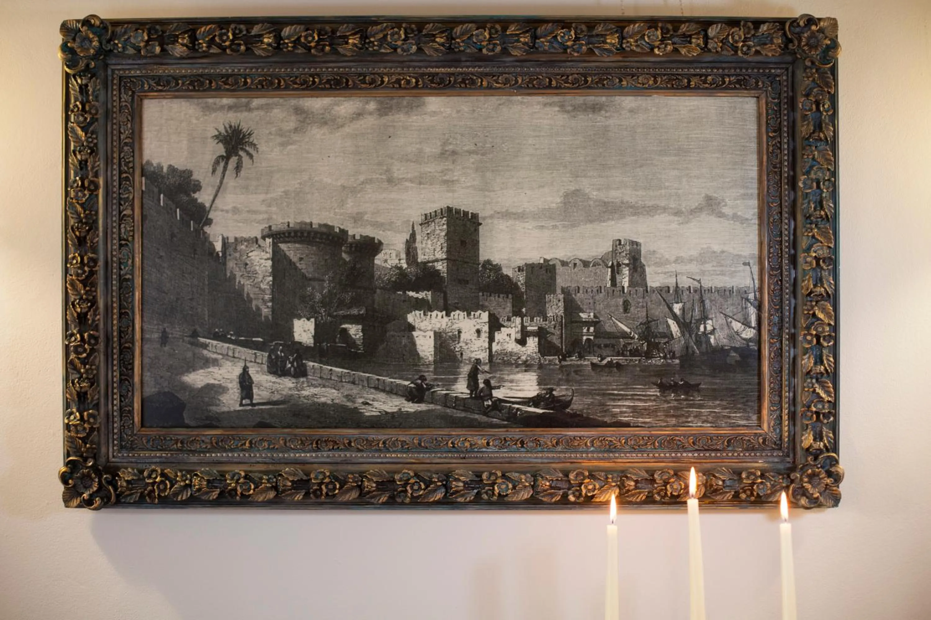 Decorative detail in Porolithos Boutique Hotel