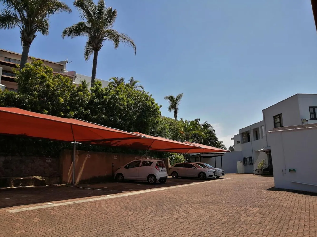Property building in Claridges 304