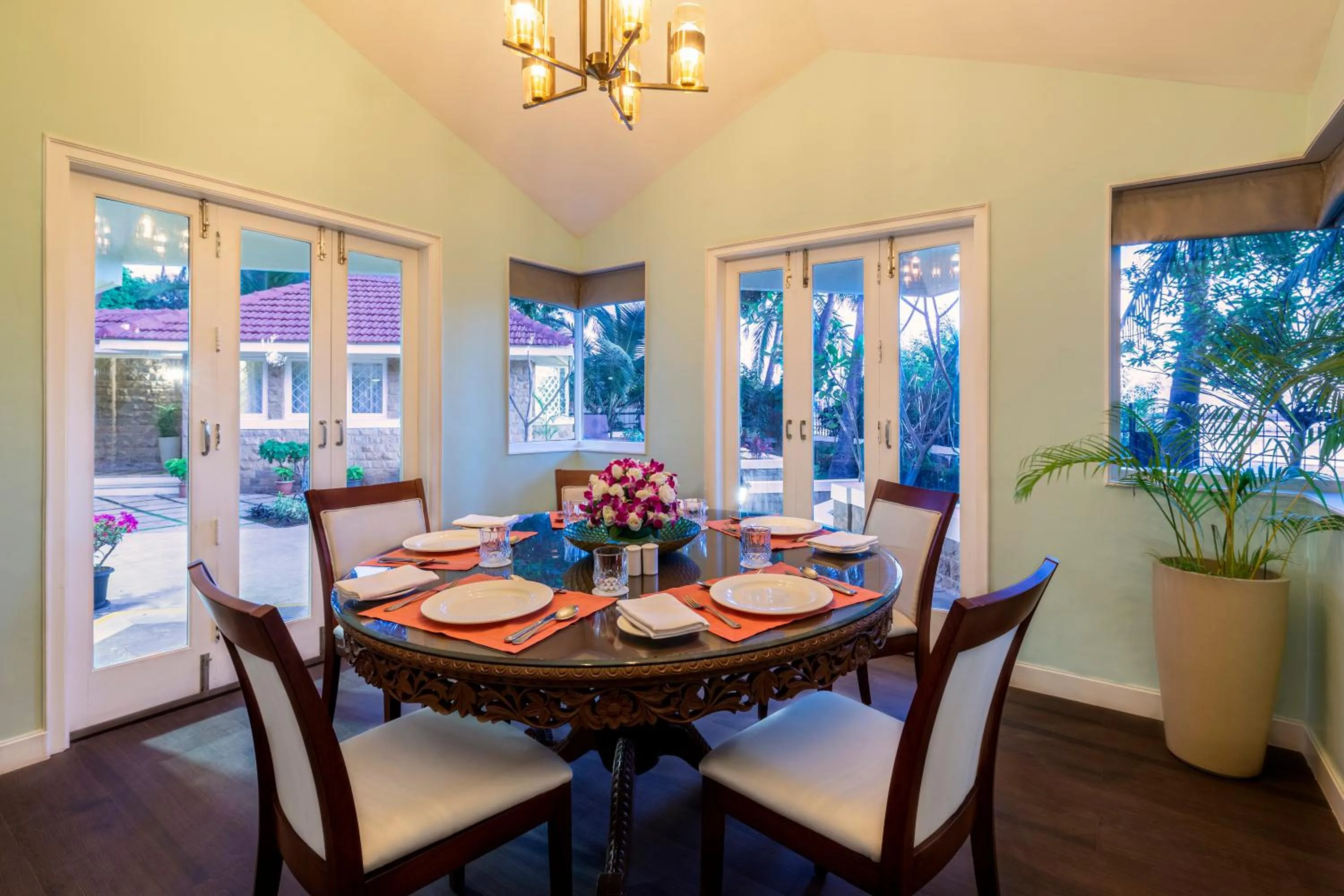 Dining area in amã Stays & Trails, Beach House Madh Island