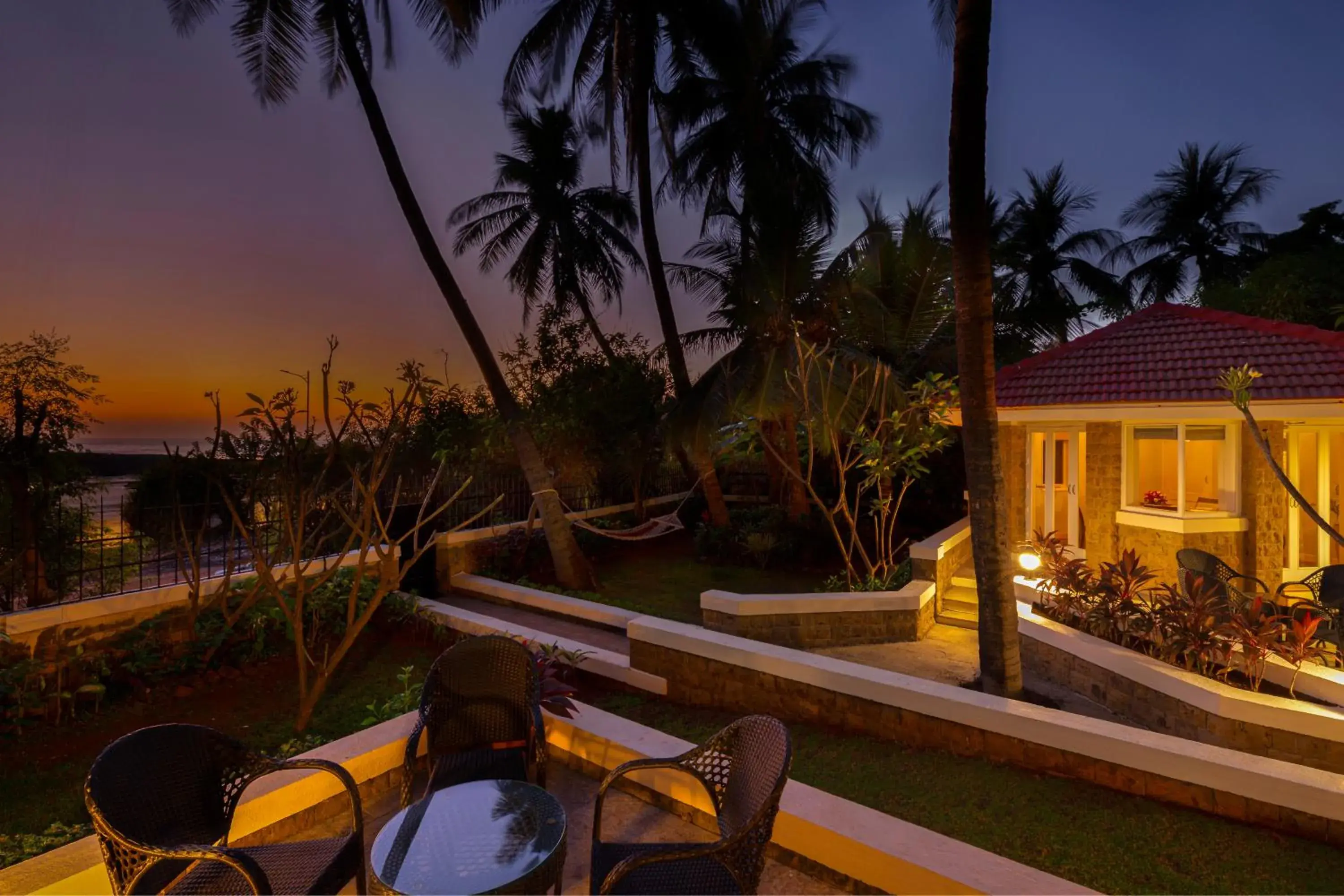 Property building in amã Stays & Trails, Beach House Madh Island Property building in amã Stays & Trails, Beach House Madh Island