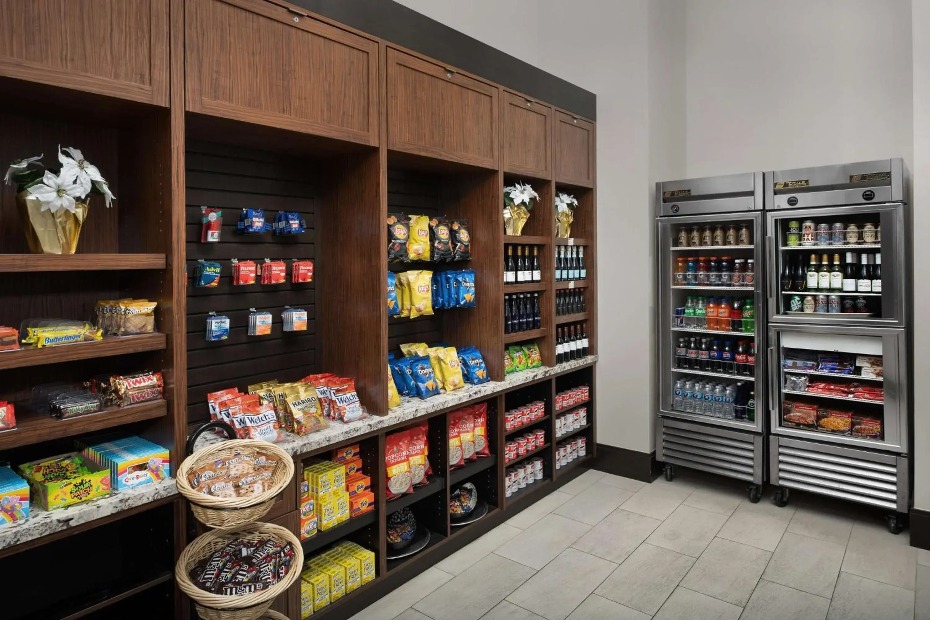 Restaurant/places to eat in Embassy Suites Springfield Restaurant/places to eat in Embassy Suites Springfield