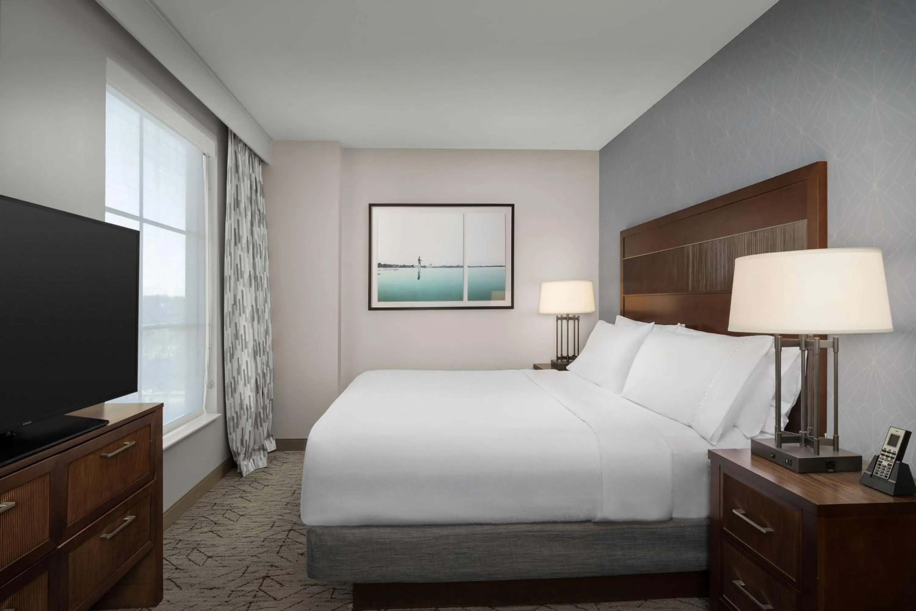 Bed in Embassy Suites Springfield